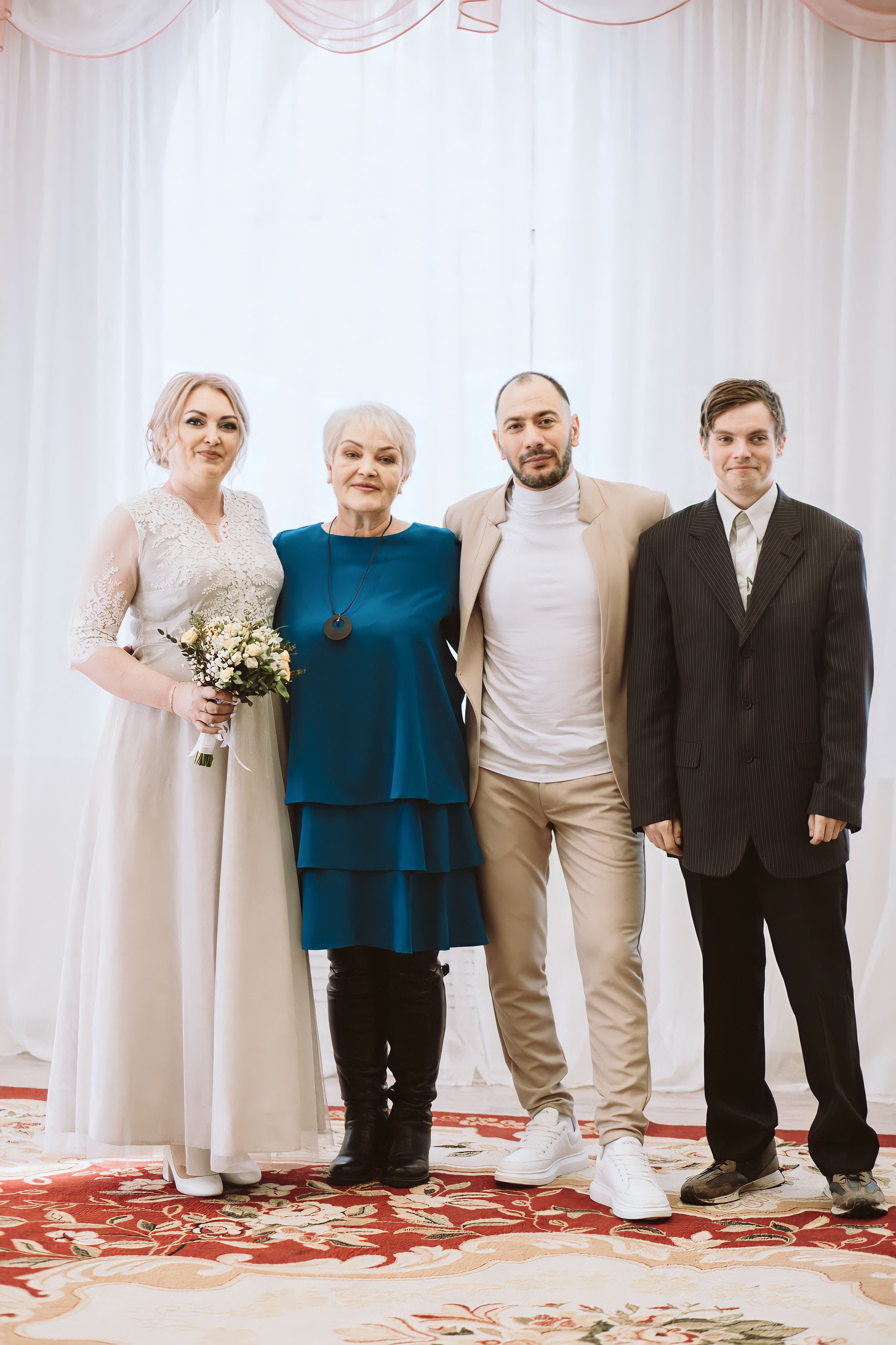 Церемония в ЗАГСе: Артур и Елена. Семейный фотограф в Вышнем Волочке — Ульяна Иванова | Фотосессии для всей семьи