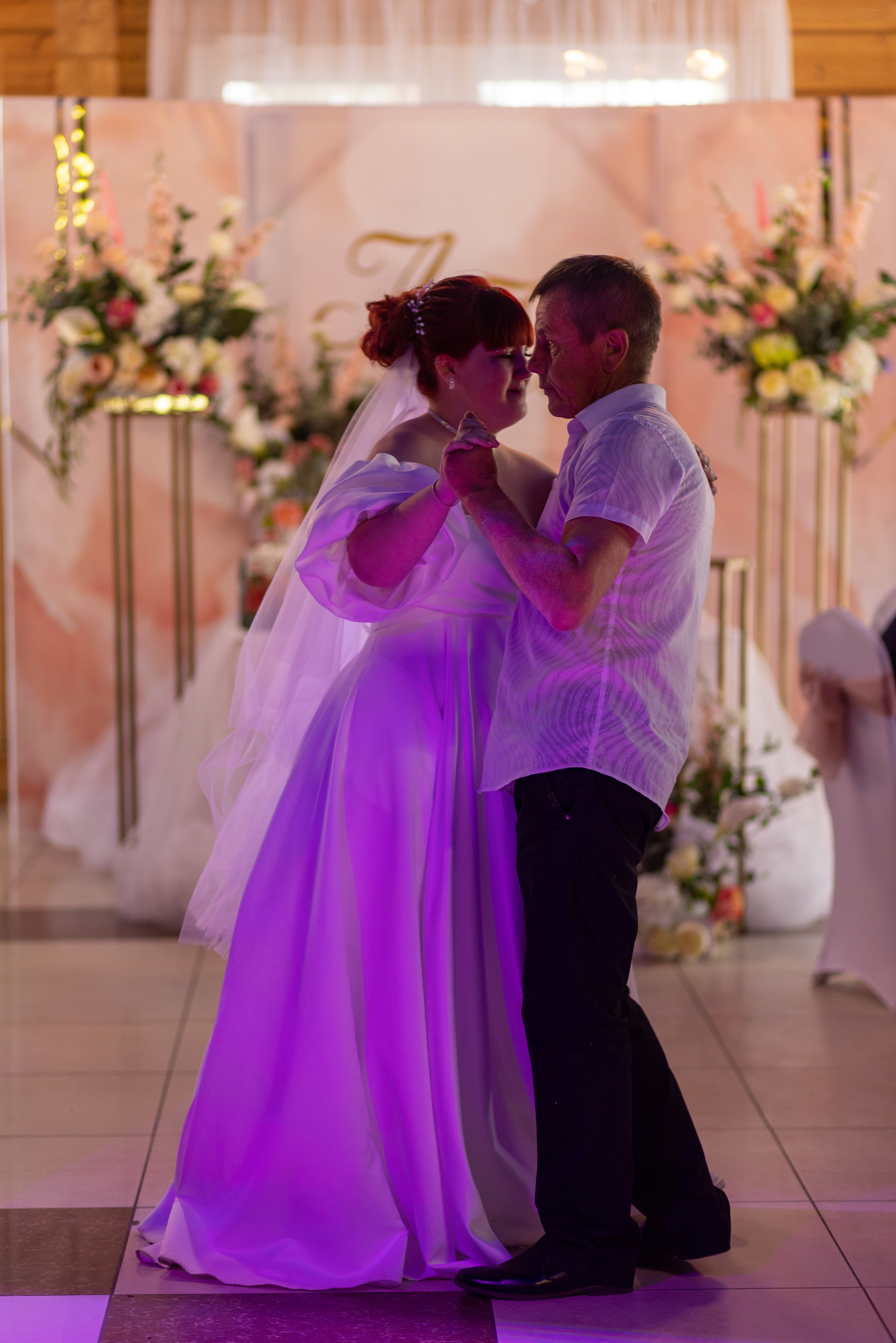 Первый танец: Игорь и Алеся. Семейный фотограф в Вышнем Волочке — Ульяна Иванова | Фотосессии для всей семьи