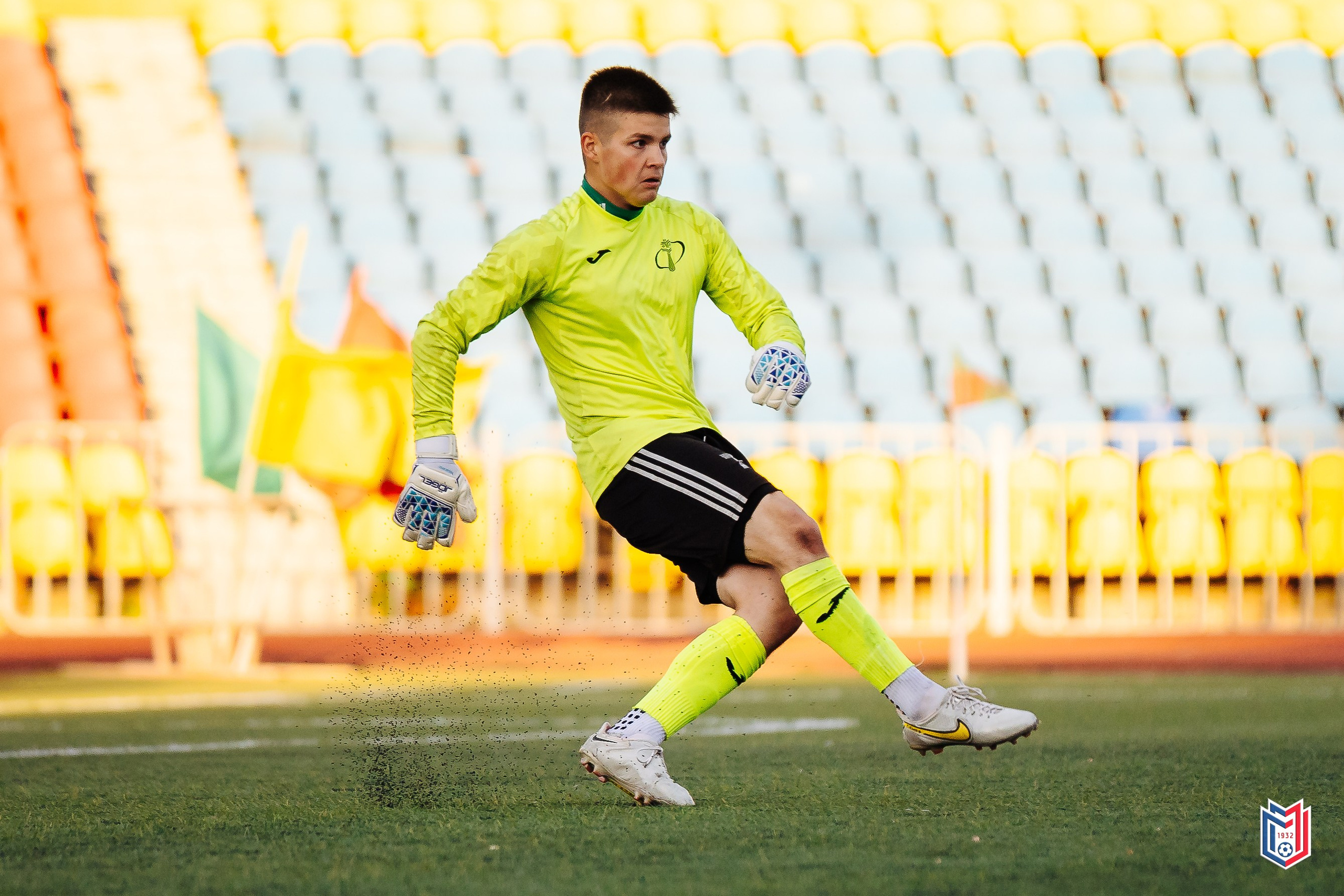 ФК «Металлург-Магнитогорск» — «СибГУФК Иртыш-2» // 21.09.24. Денис Прохоров Фотограф в г. Магнитогорск