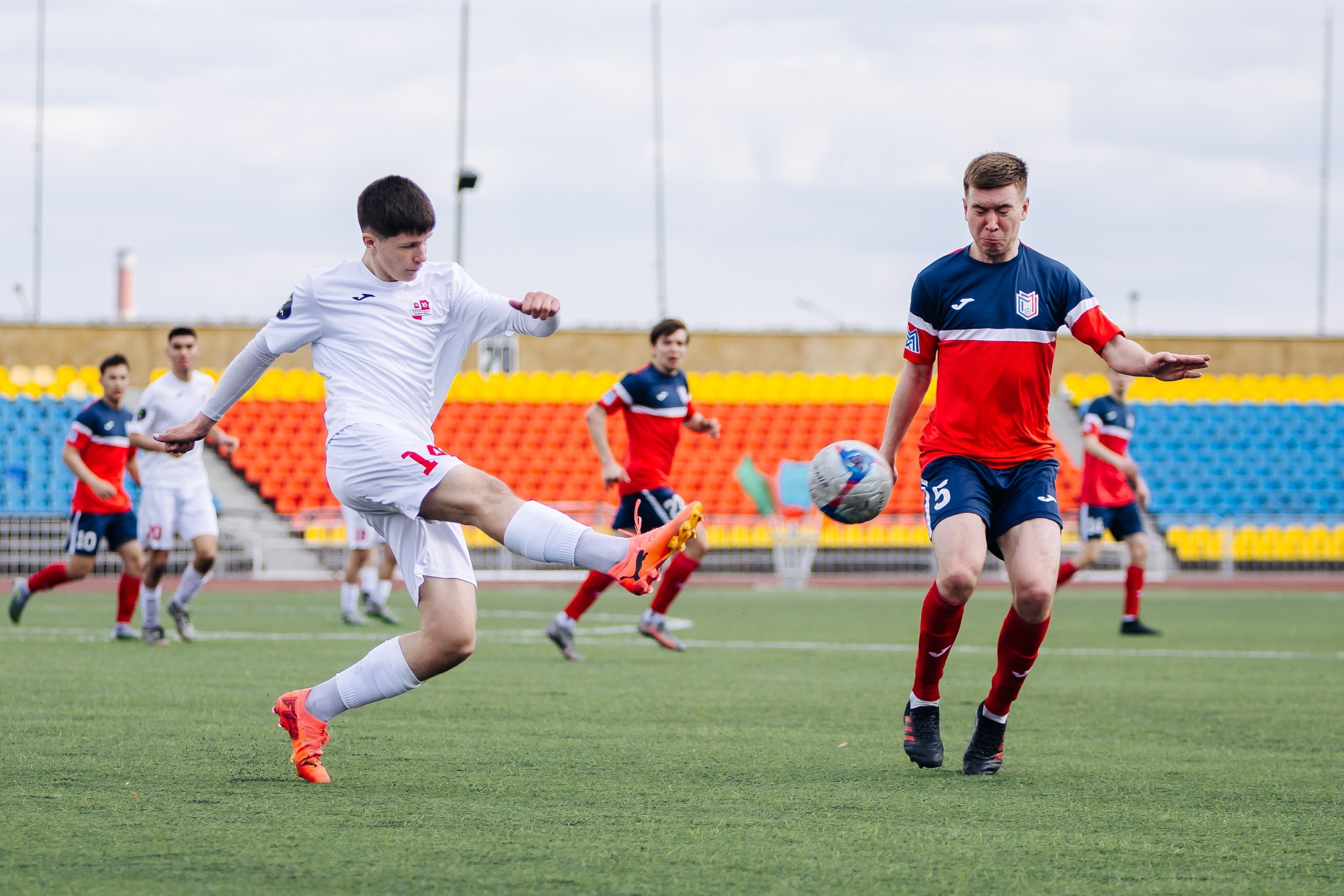ФК «Металлург-Магнитогорск» vs ФК «ОСШ-Челябинск-М» // 05.04.25. Денис Прохоров Фотограф в г. Магнитогорск