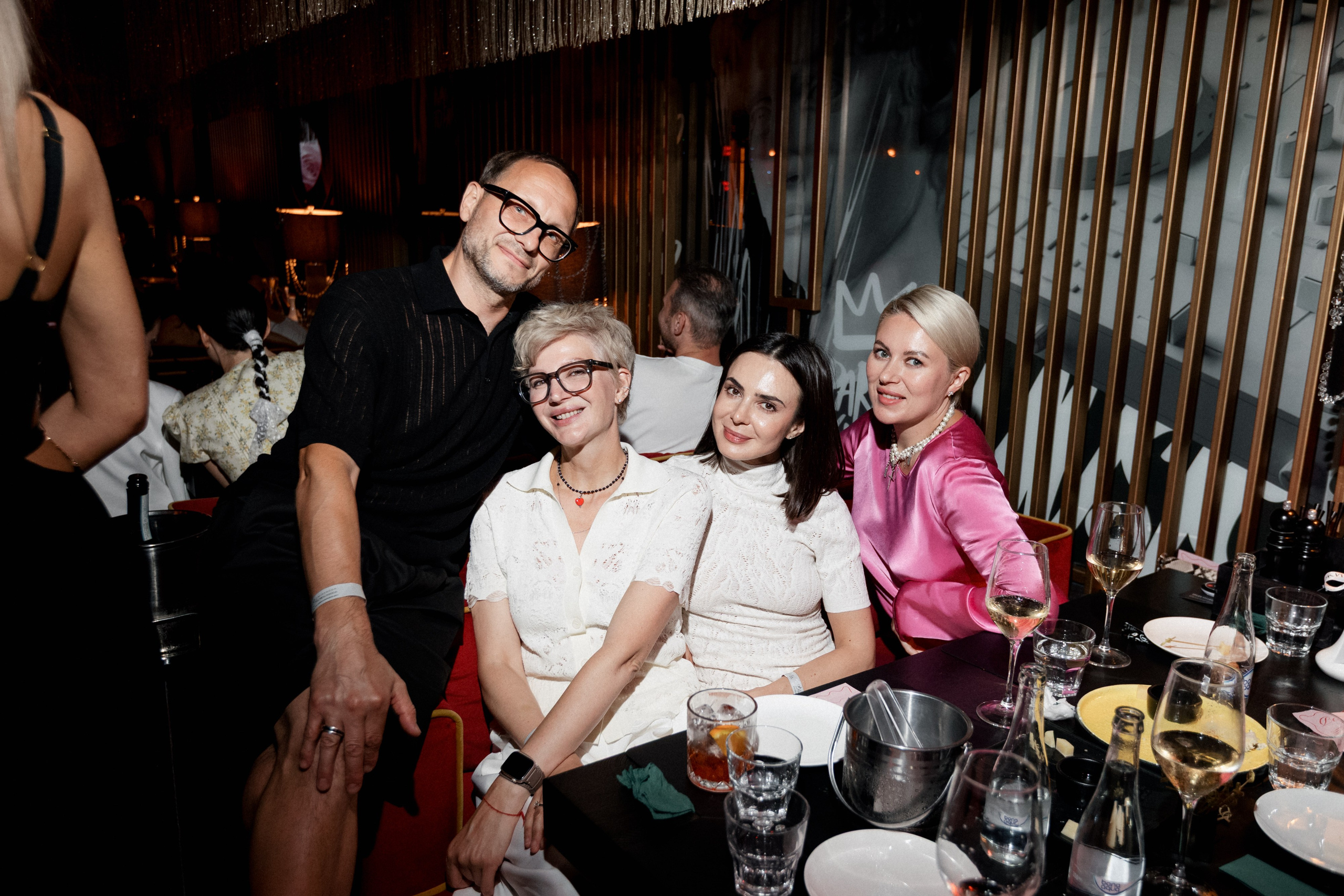 ELE AMU x PLUM — Показ новой коллекции брендов. СВОИ. ФОТООТЧЕТЫ-СОБЫТИЯ-МЕСТА