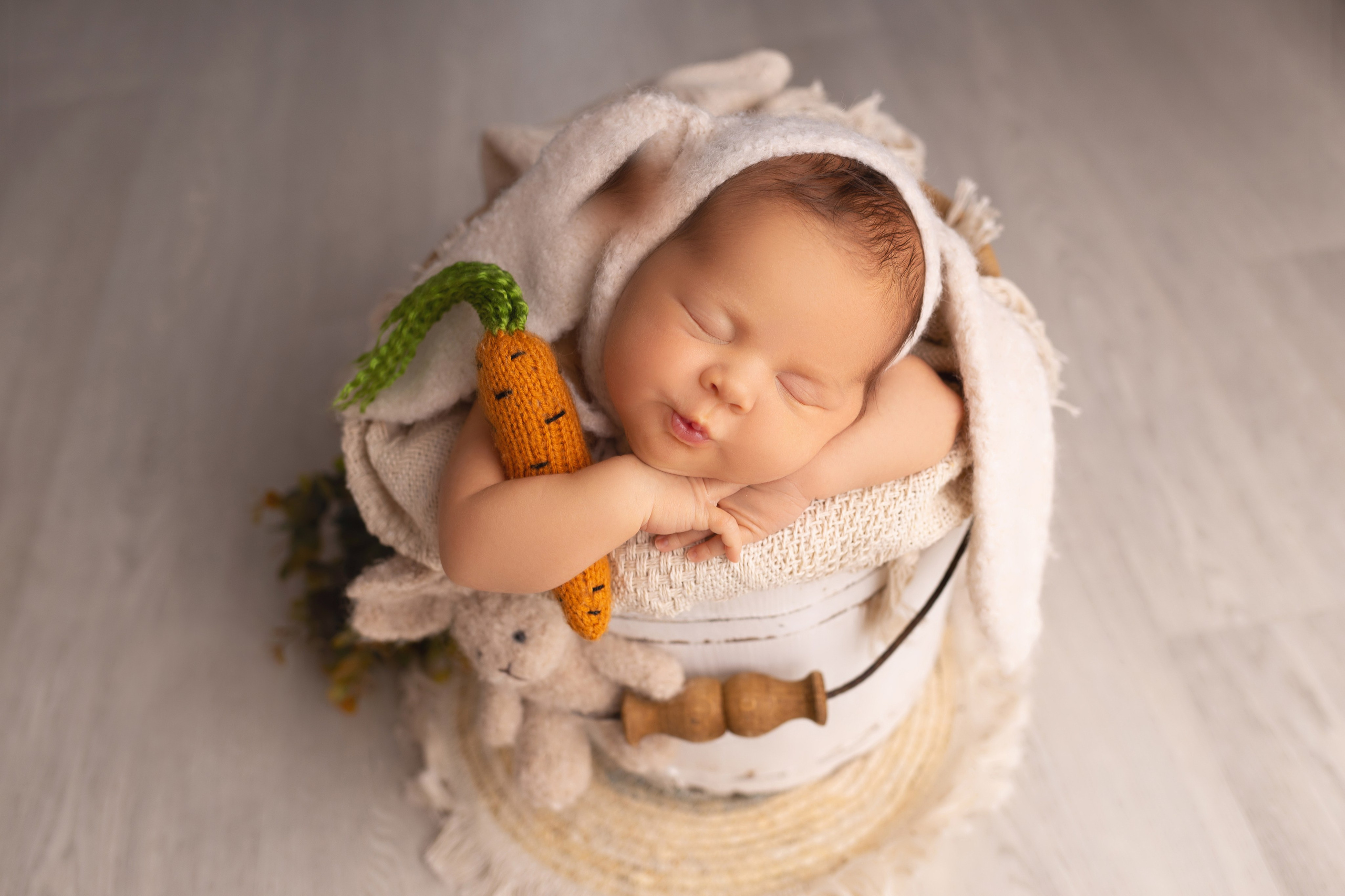 Классическая фотосессия малыша. Фотограф новорожденных малышей в Омске и Омской области Эльвира Камаева
