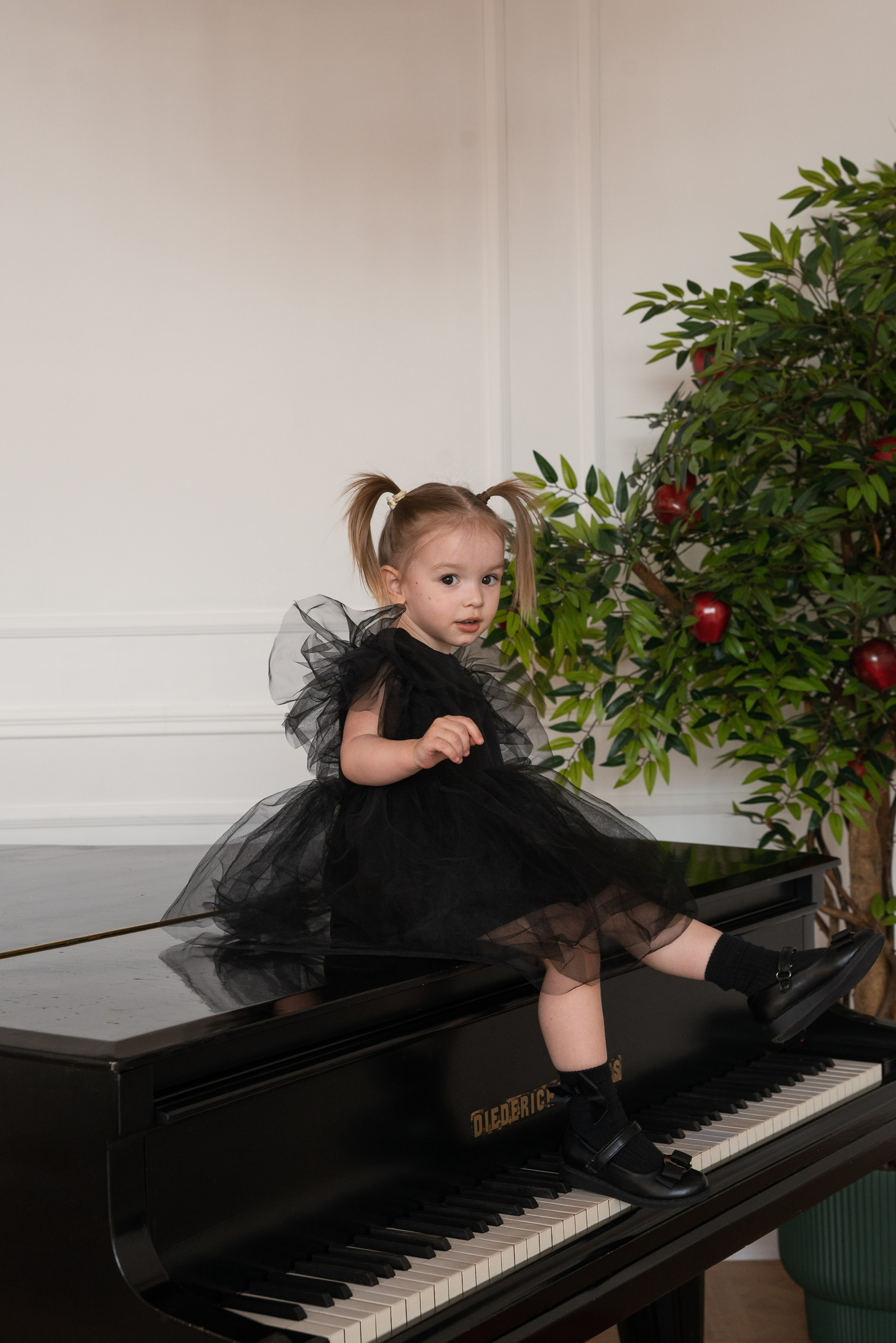 Детская фотосессия в студии