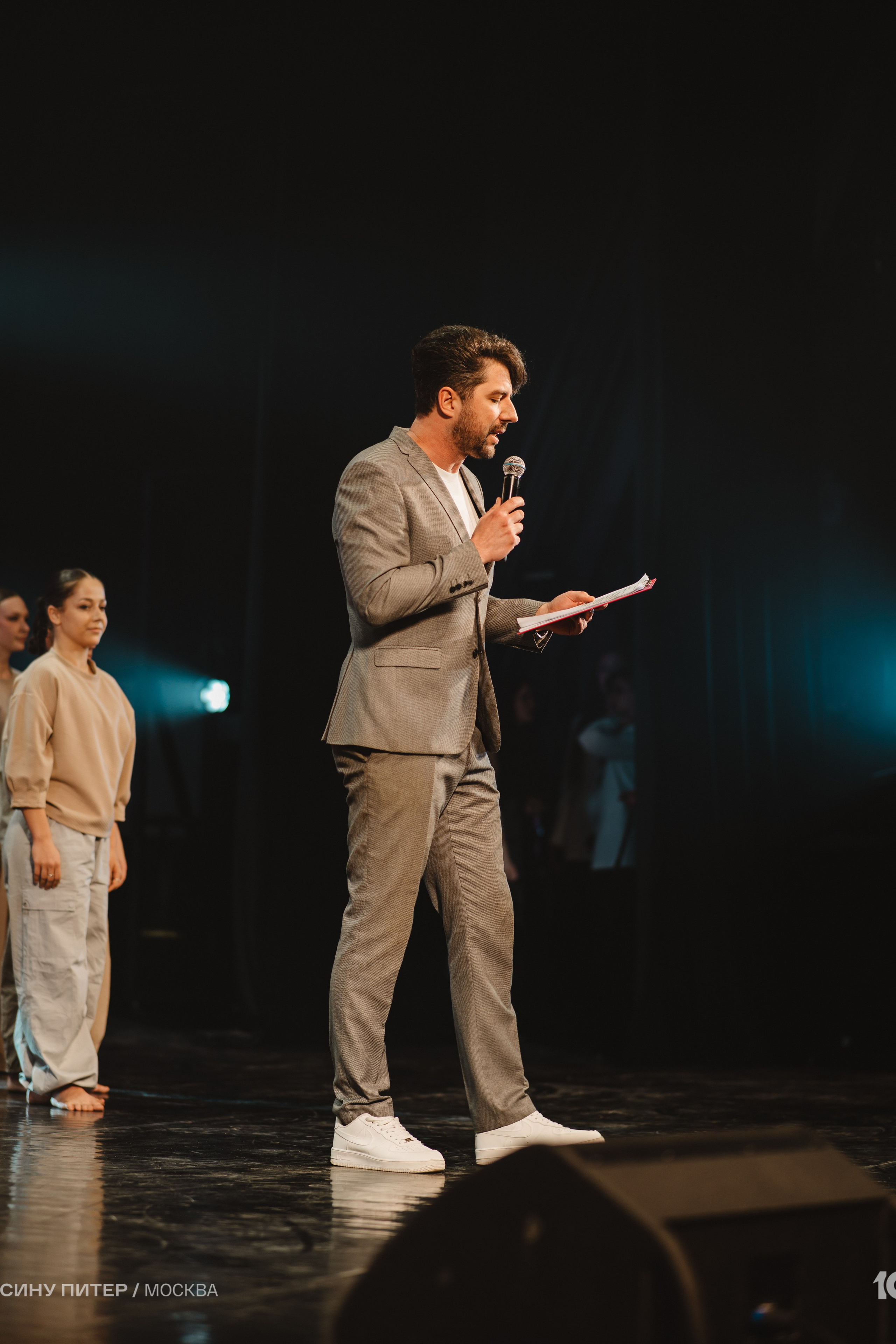 МСВ25. Photographe basé à Moscou