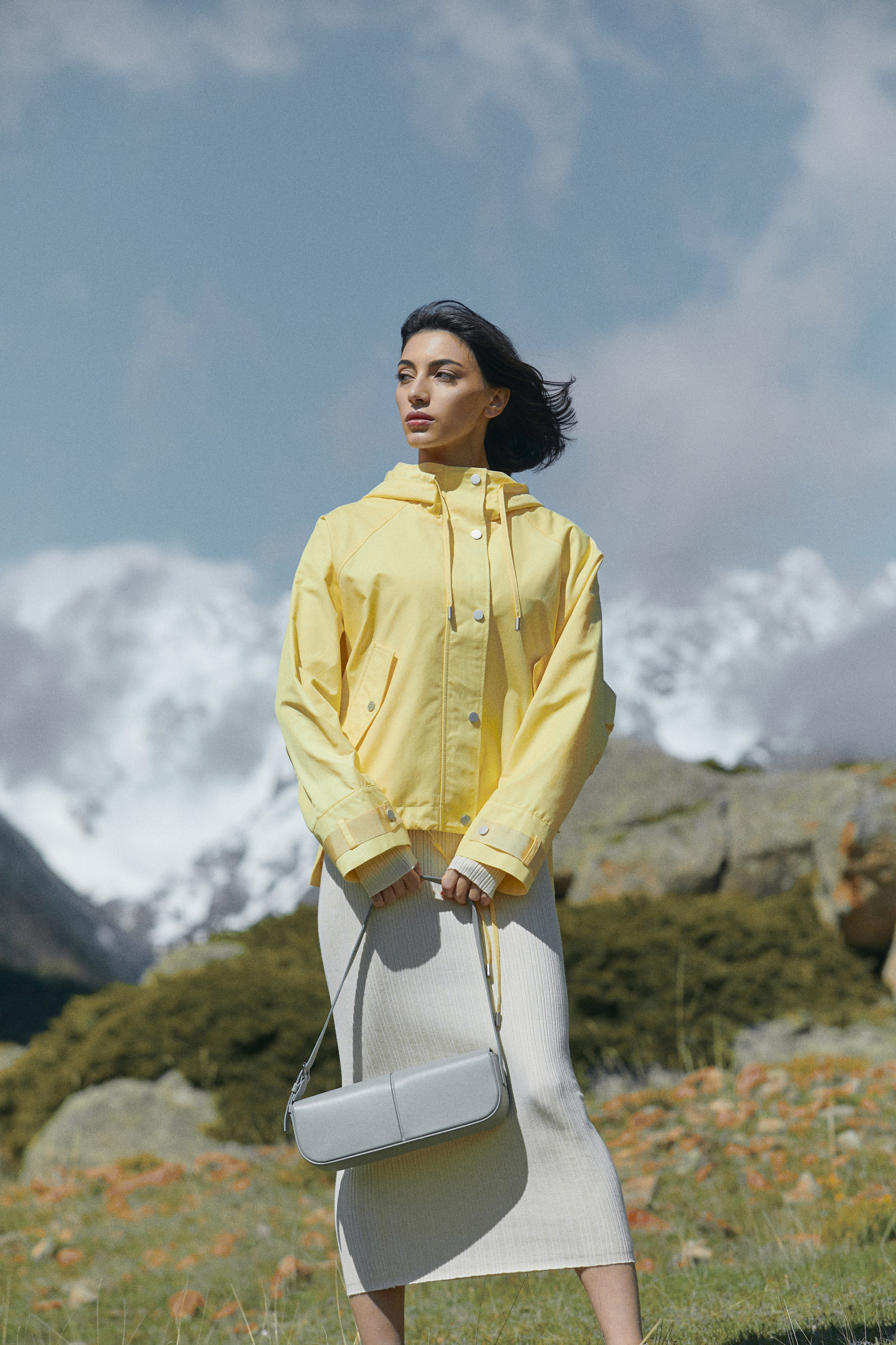 Съемка для бренда в горах. Фотограф Продюсер в горах КБР / Москва  Нальчик Горы