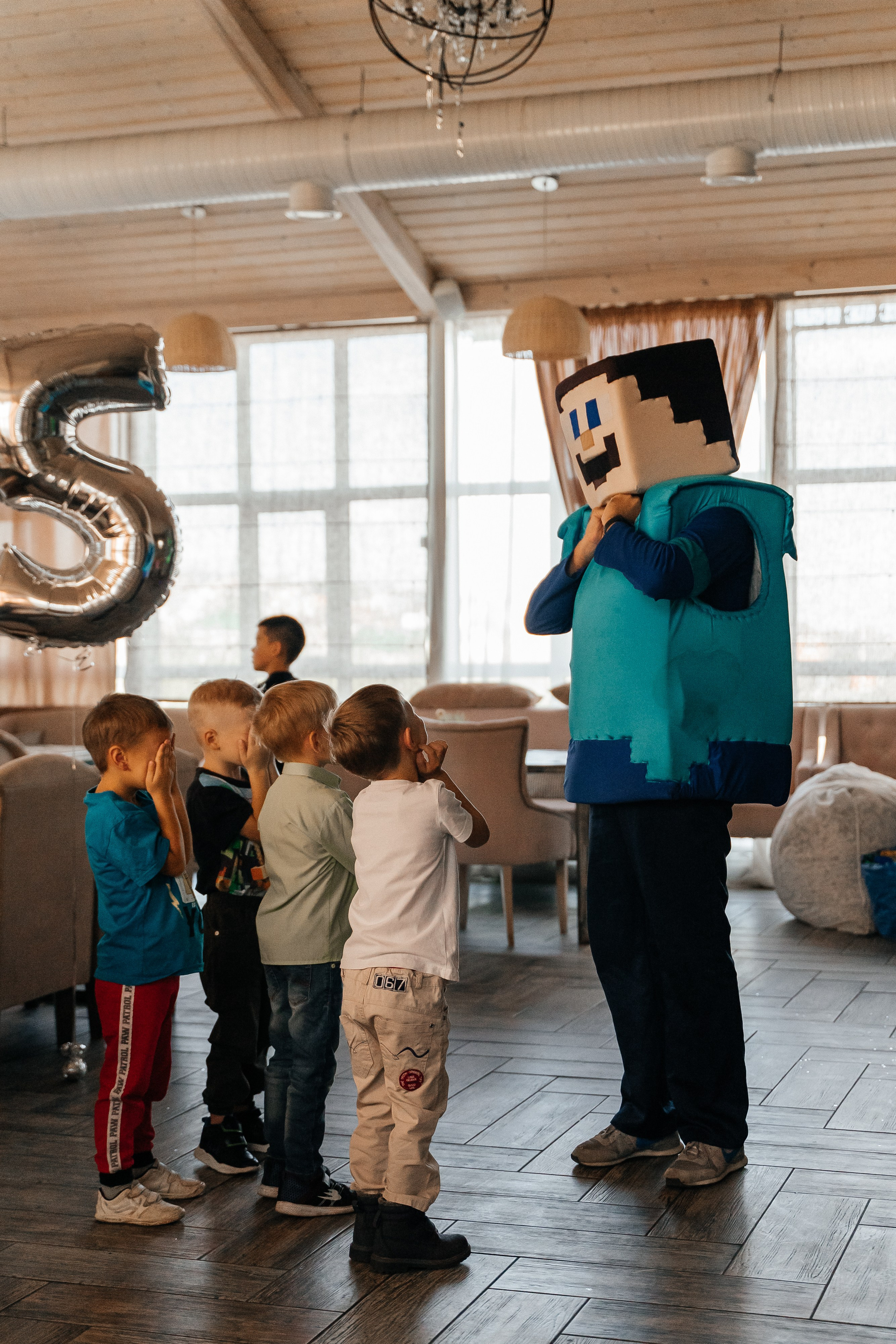 День рождения. Женский и семейный лайфстайл фотограф в Уфе Лайт Альбина