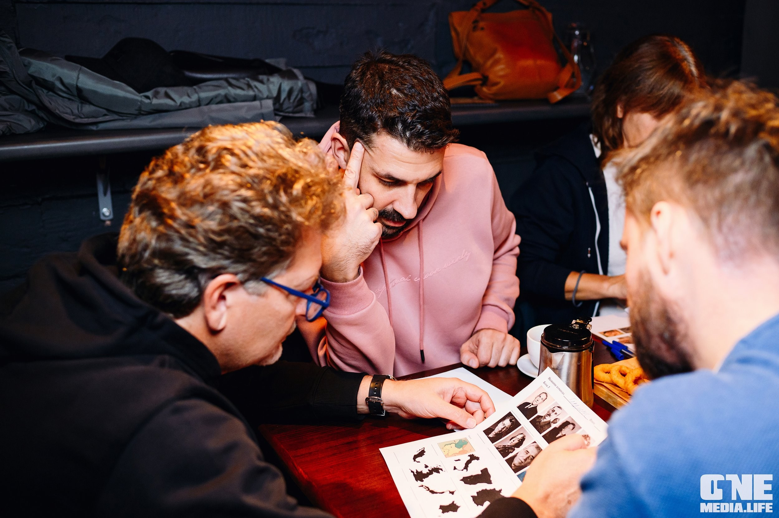 Квиз в баре Dreadnought. One Media Life: фоторепортажи, фотоотчеты с мероприятий и заведений