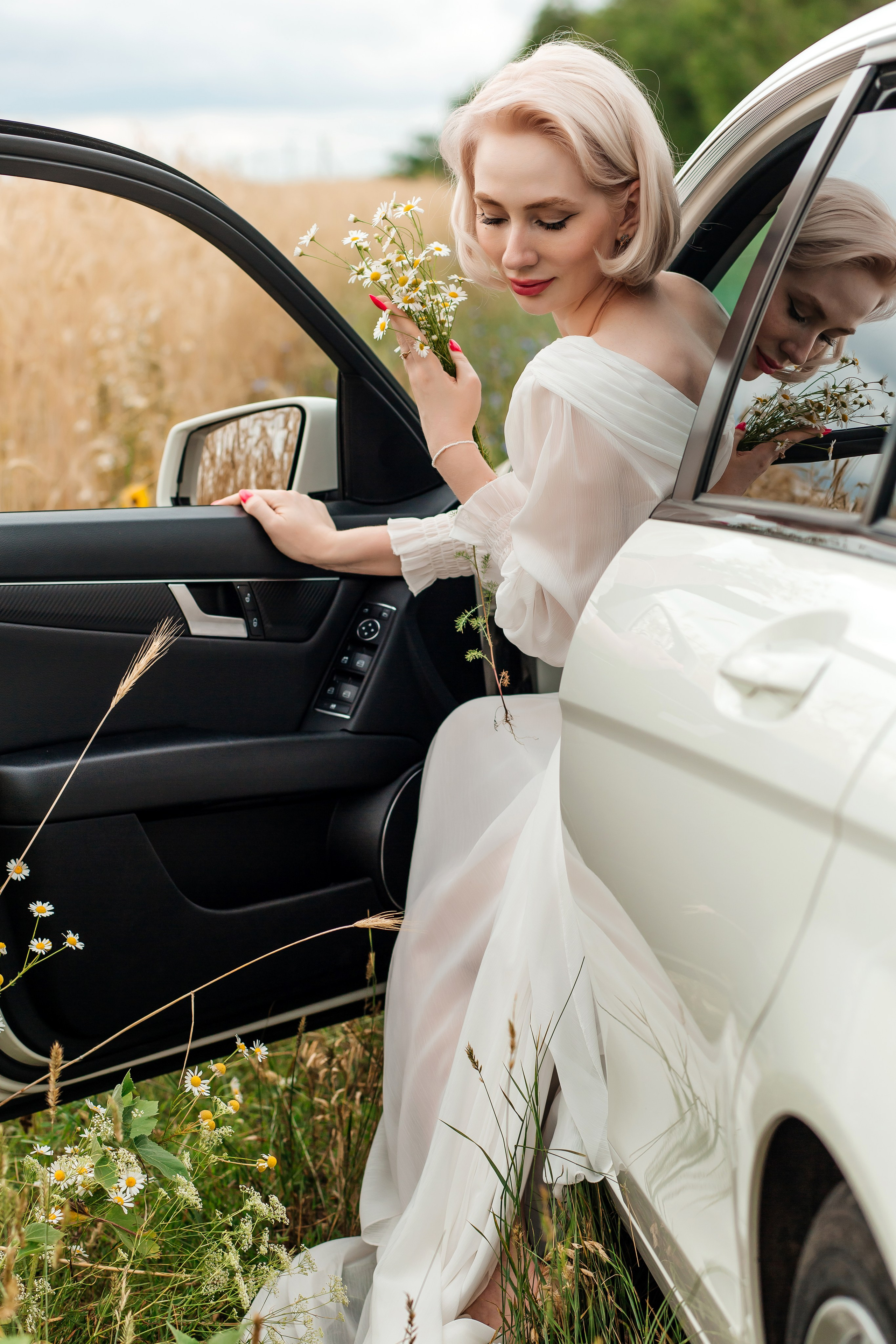 Александра фотосессия в поле. Женский фотограф в Оренбурге Ирина Заводчикова