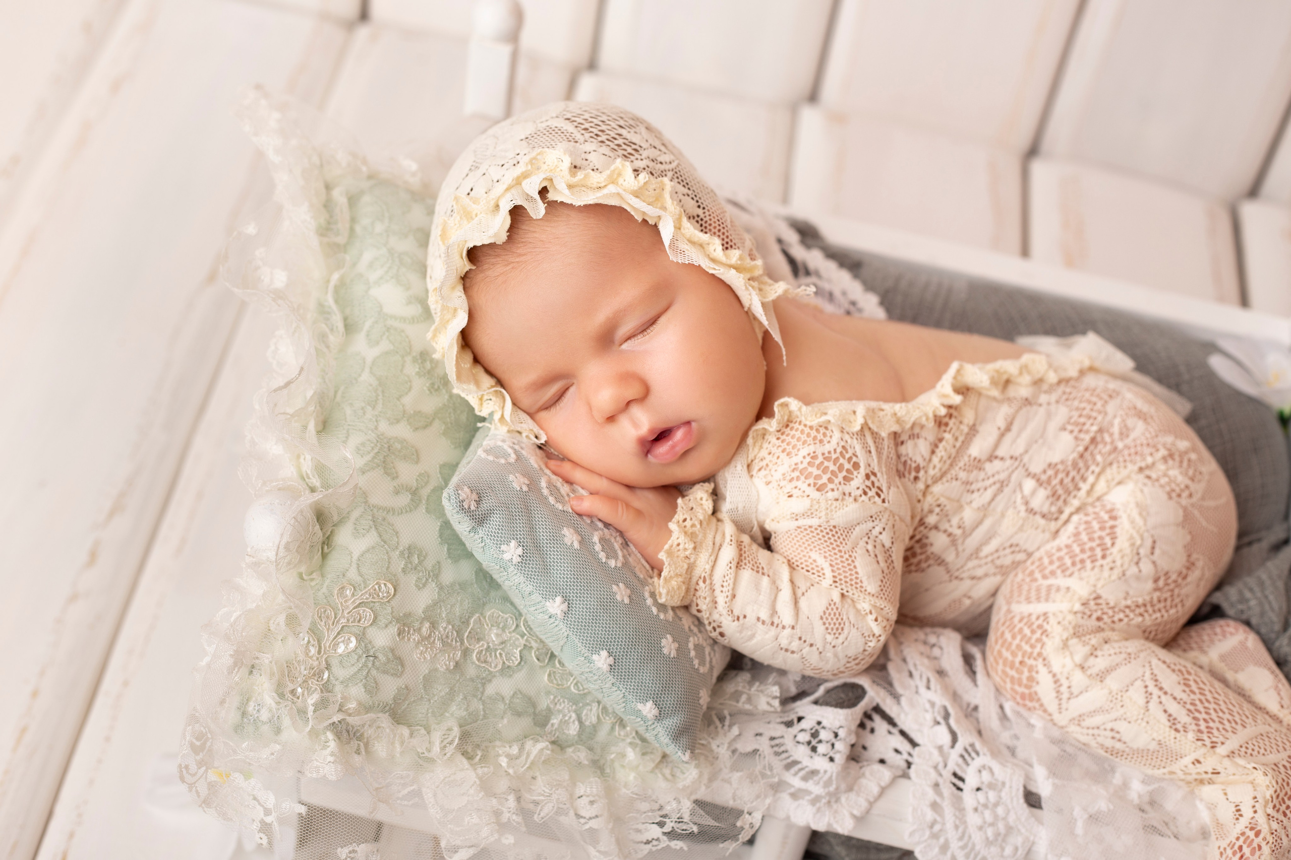 Только малыш. Фотограф новорожденных и детский фотограф в Радужном Васильева Елена