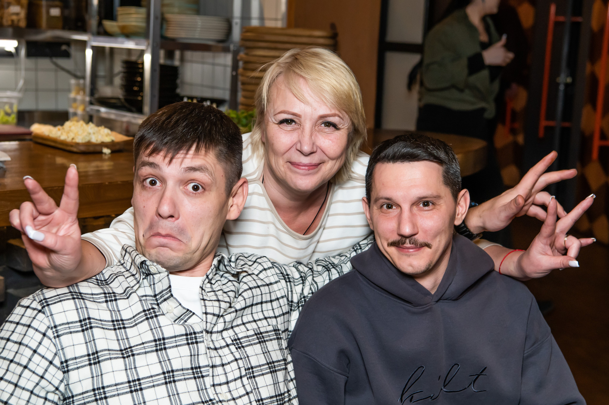 РЕСТОРАН_РЕПОРТАЖ. Репортажный и семейный фотограф в Тюмени Владислав Шадиков