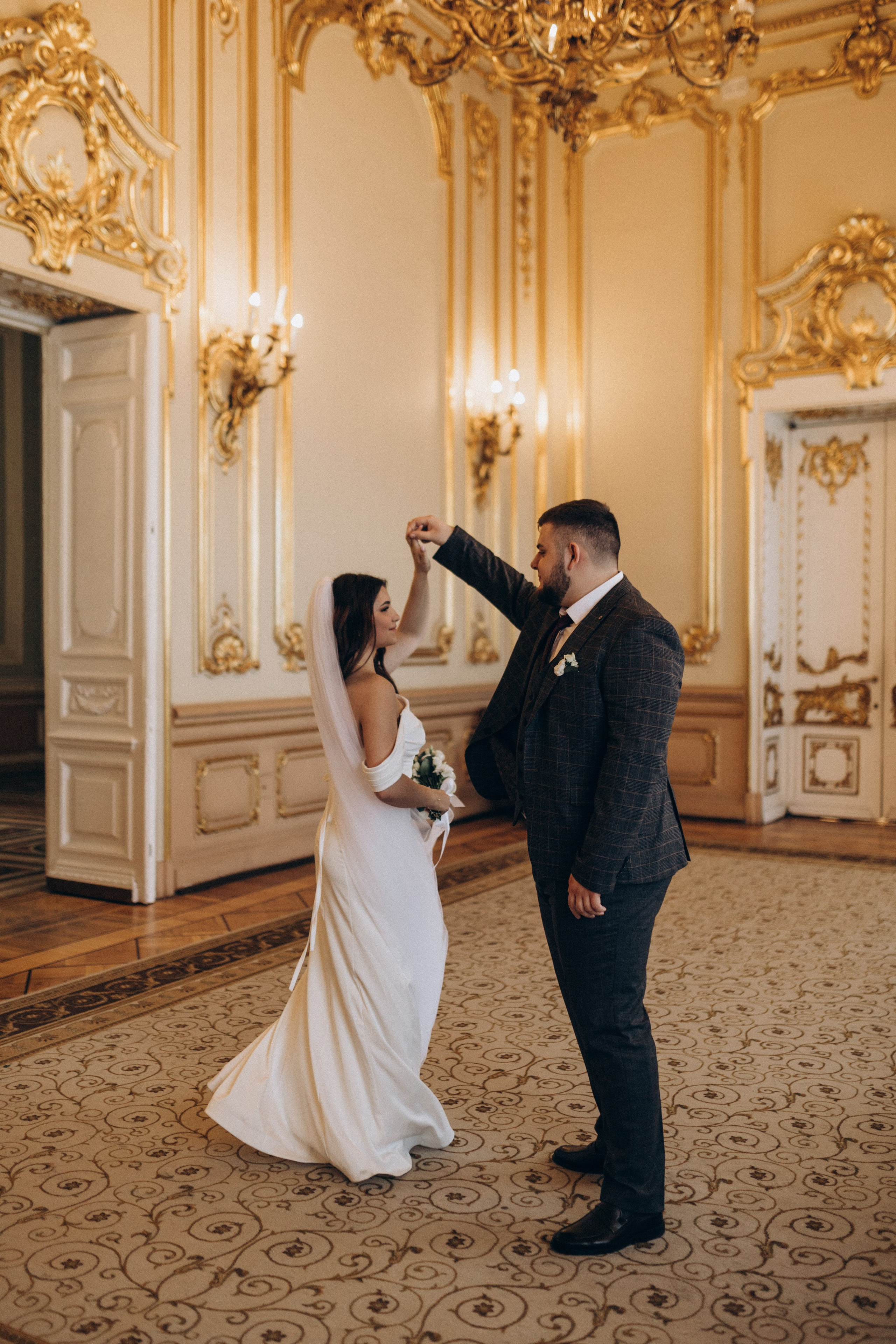 Артем и Регина | Дворец бракосочетания 1. Свадебный и love story фотограф в Санкт-Петербурге