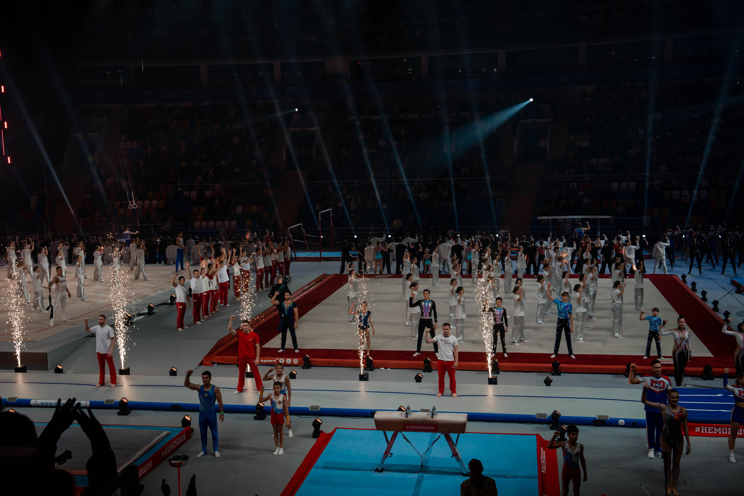 Шоу Алексея Немова 2024. Крамер Юлиана детский и семейный фотограф