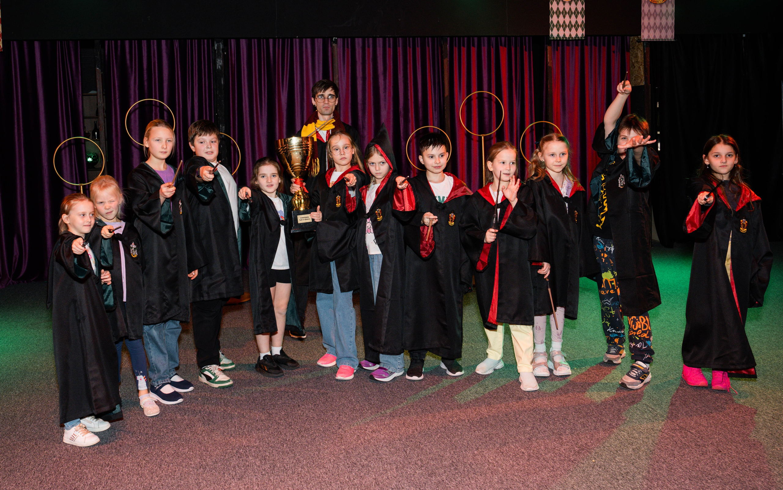 В гостях у Гарри Поттера. Крамер Юлиана детский и семейный фотограф