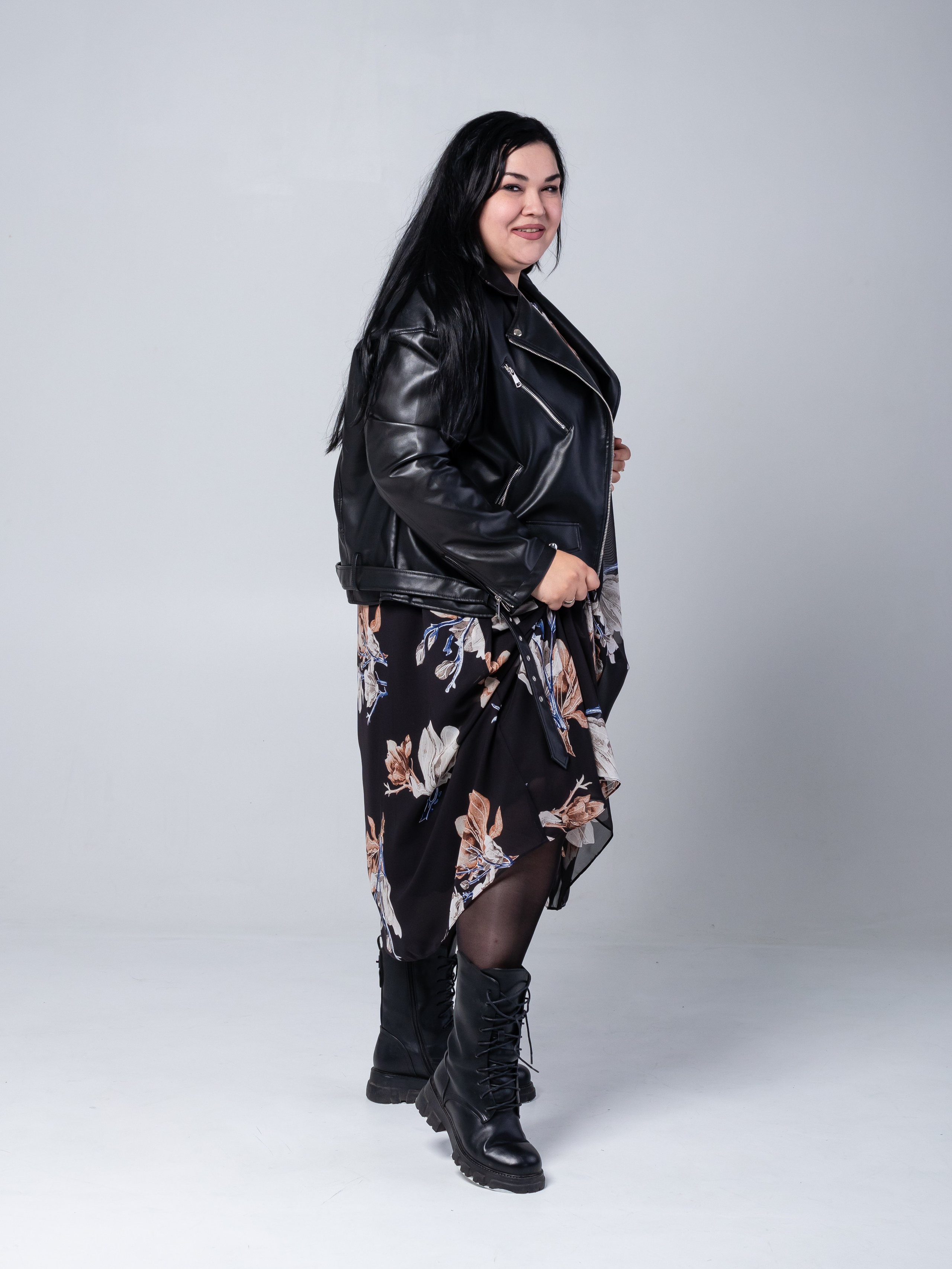 Модель plus size. Фотограф в Краснодаре Арина Кудряшова