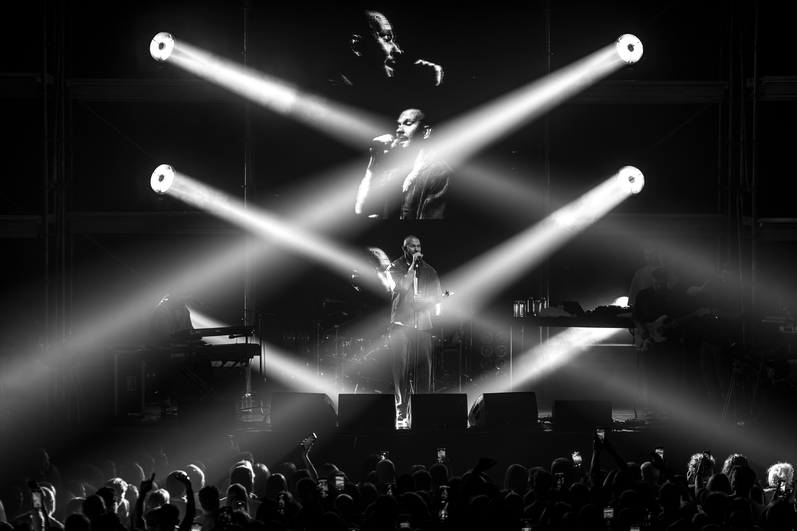 LOC DOG / МОСКВА / 2025. OOPS