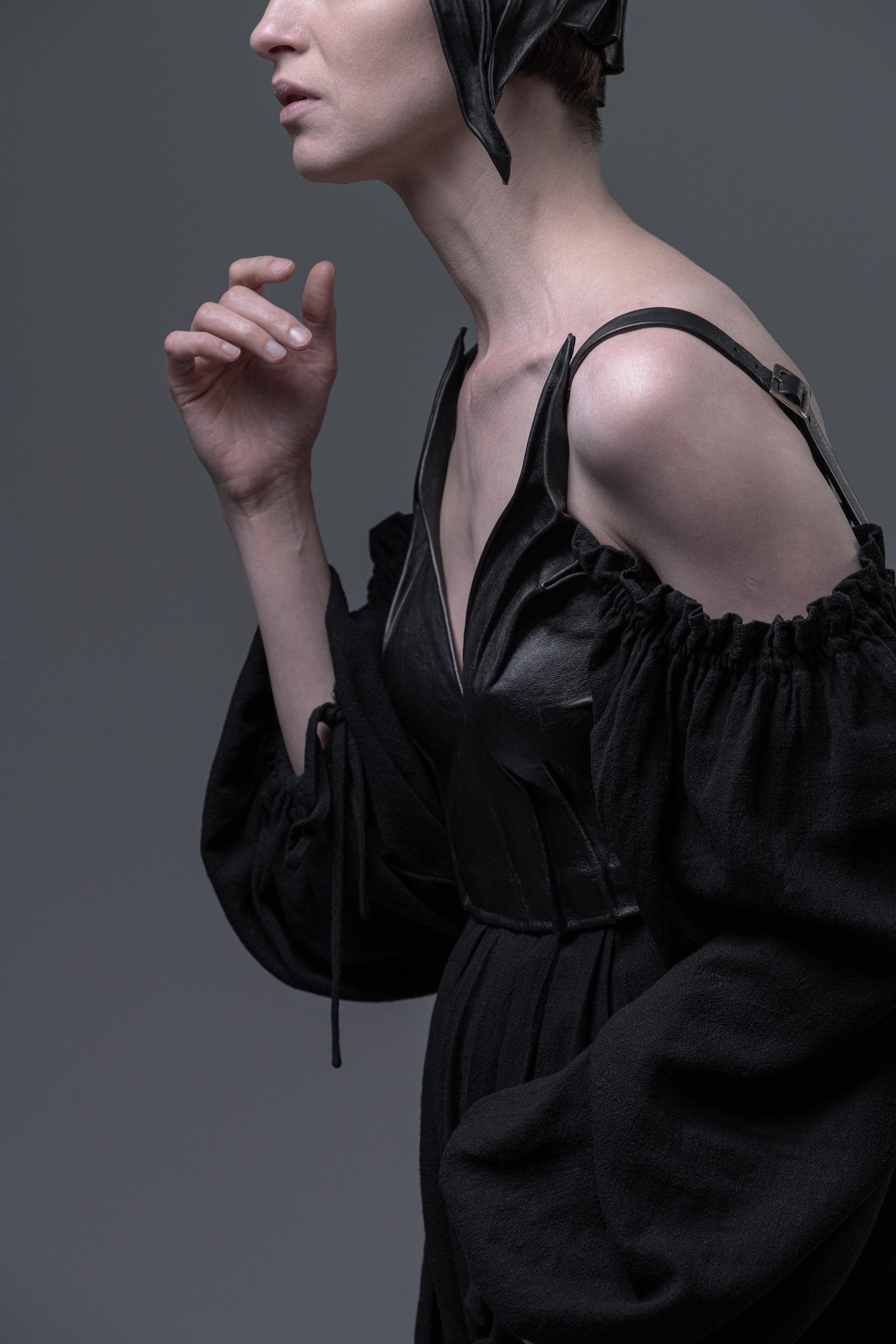 Black leather. Portrait photographer in Minsk Slava Potalakh