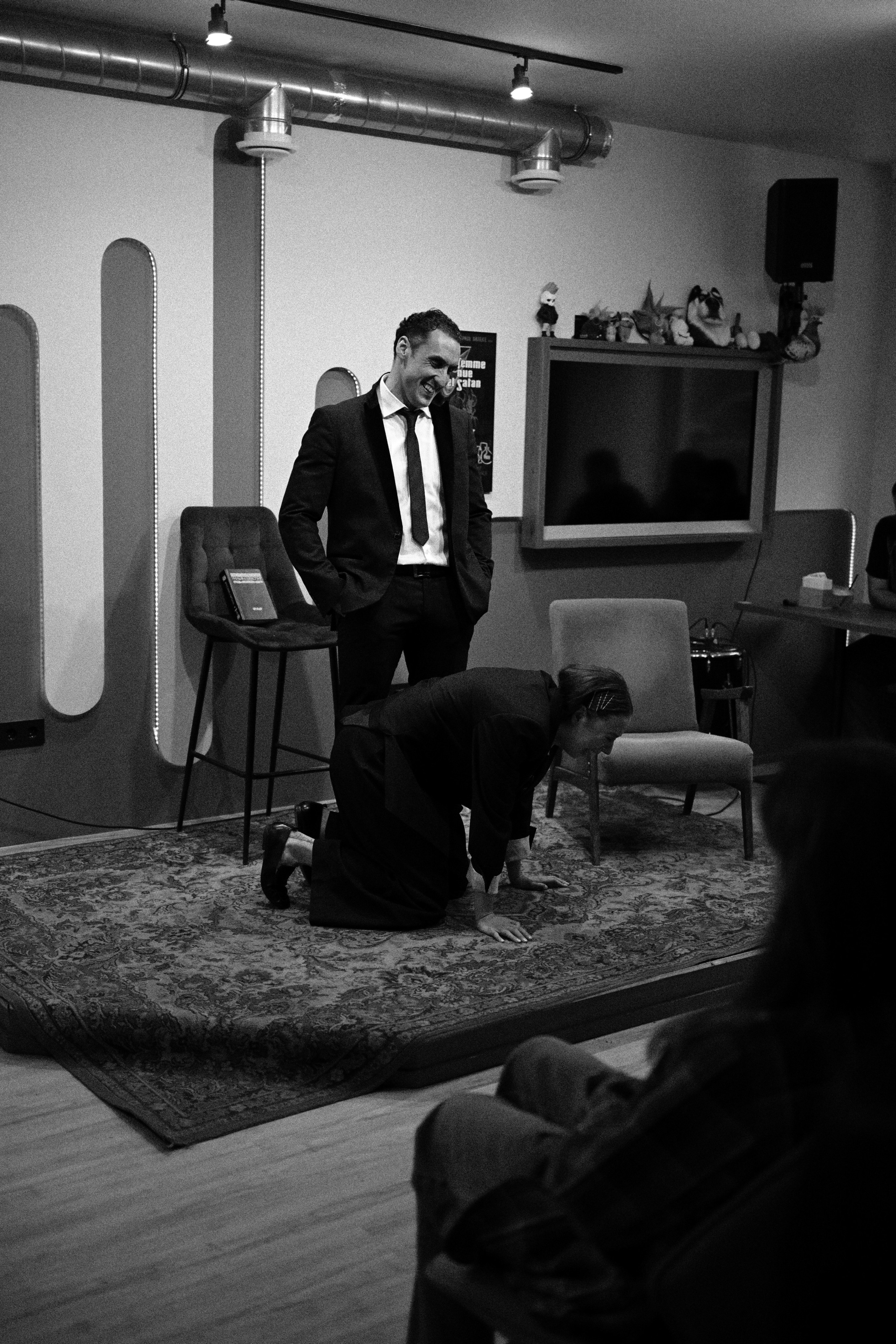 Спектакль «Гамлет-Ричард» в баре «ЦПР»