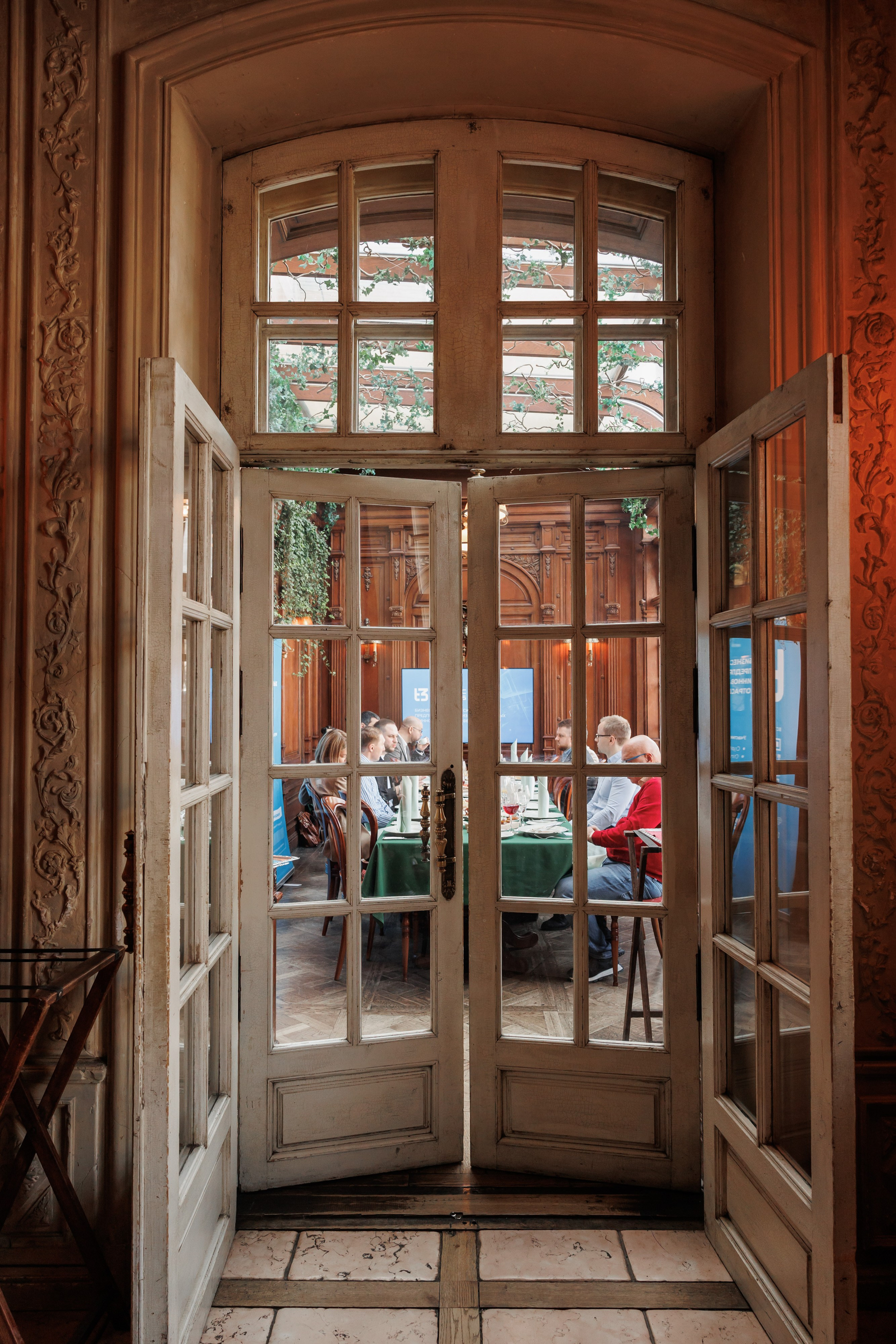 Деловой завтрак, кафе «Пушкин». Свадебный и репортажный фотограф (Москва, Королев и другие)