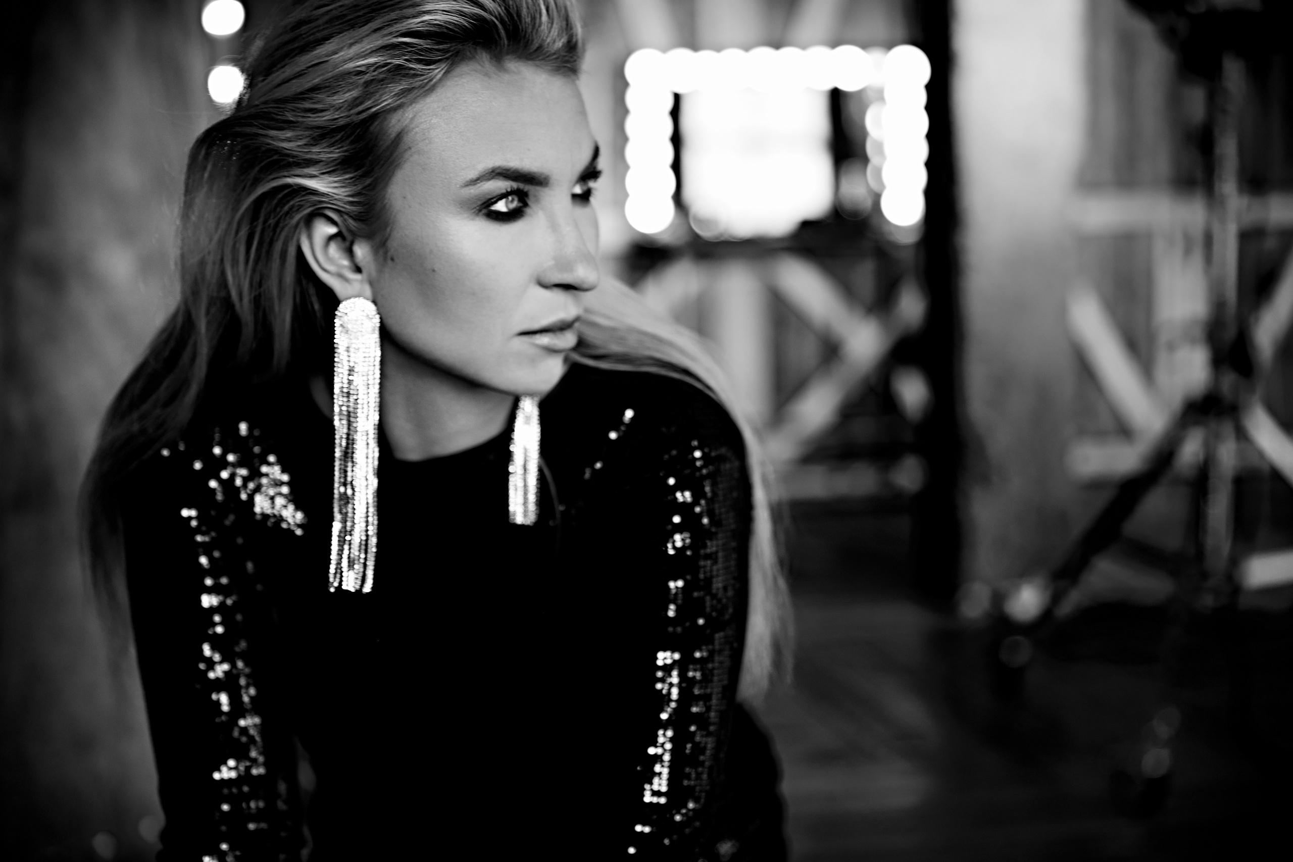 ANNA. Yulia Otroschenko