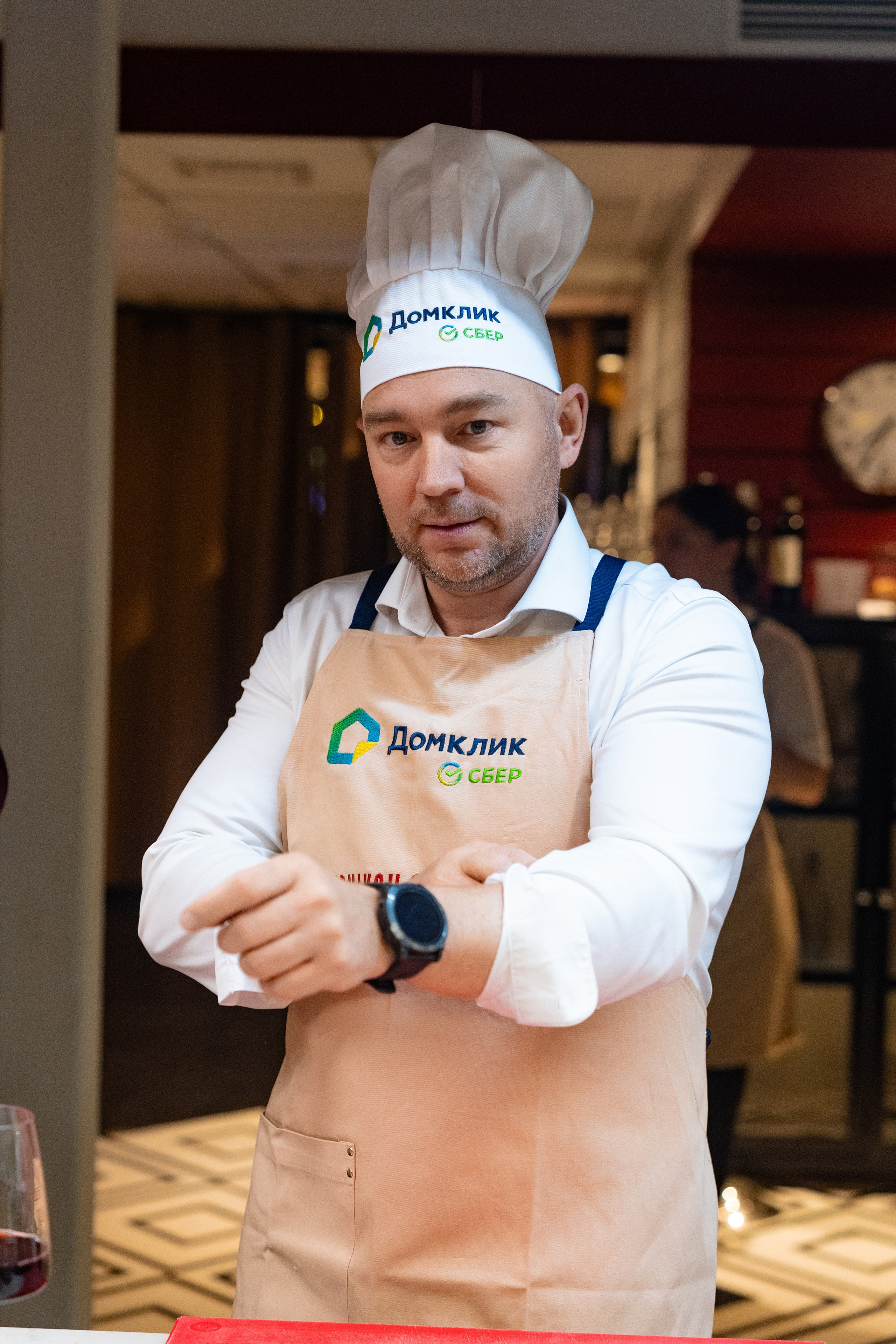 NOVIKOV SCHOOL — Умами зал. Фотограф Никита Комаров