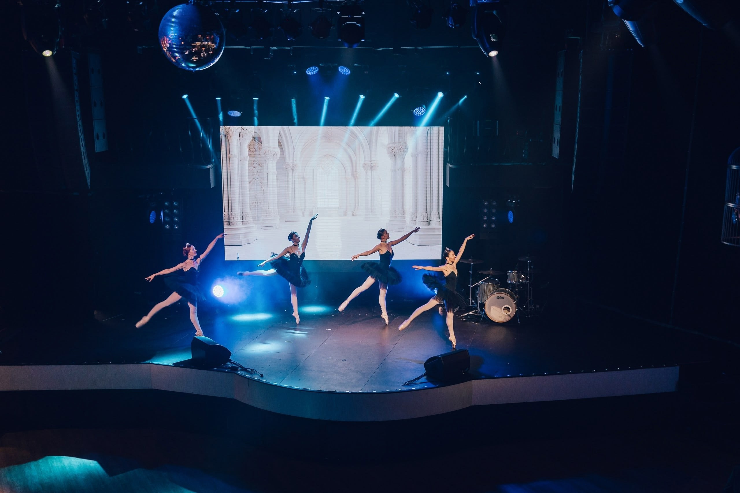 Компания АрхиМет 30 лет. Портфолио свадебного фотографа. Роман Каргаполов