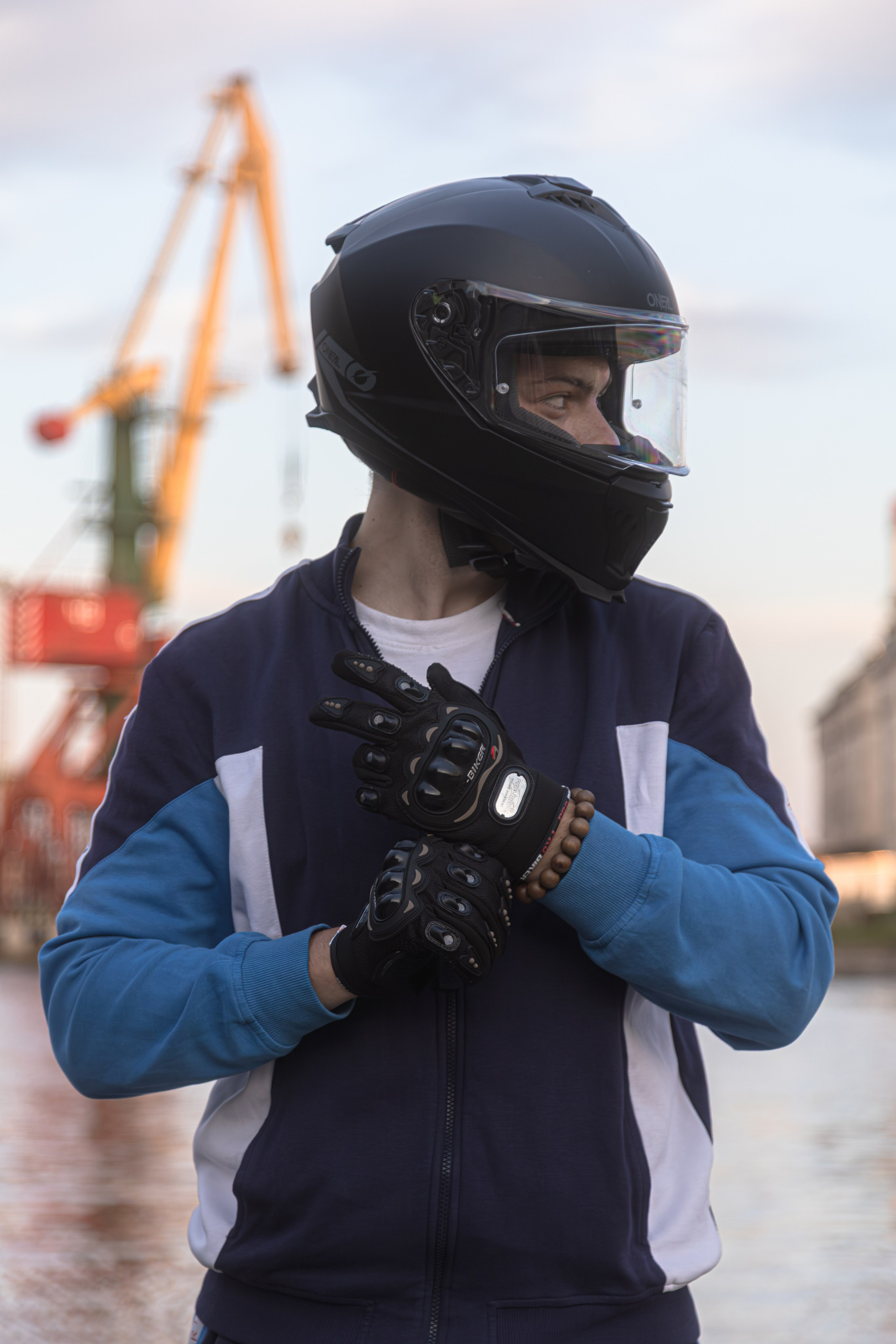 Daniil R. — Digital Noise —