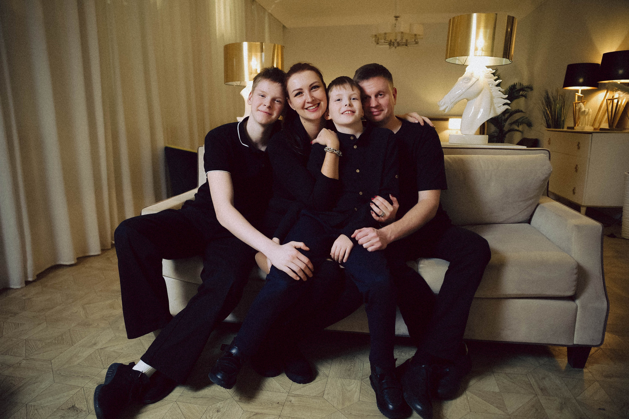 Новогодняя total black. Photographer in Moscow & everywhere in the World Alena Vyalova