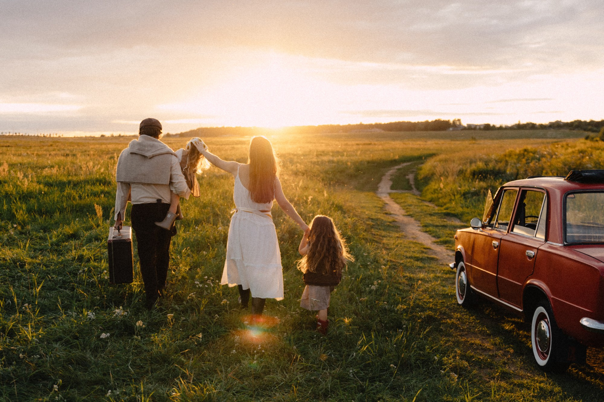 Французско-русское кино. Арина, Чарльз, Адель и Мия. Семейный фотограф в Москве Саша Герасименко