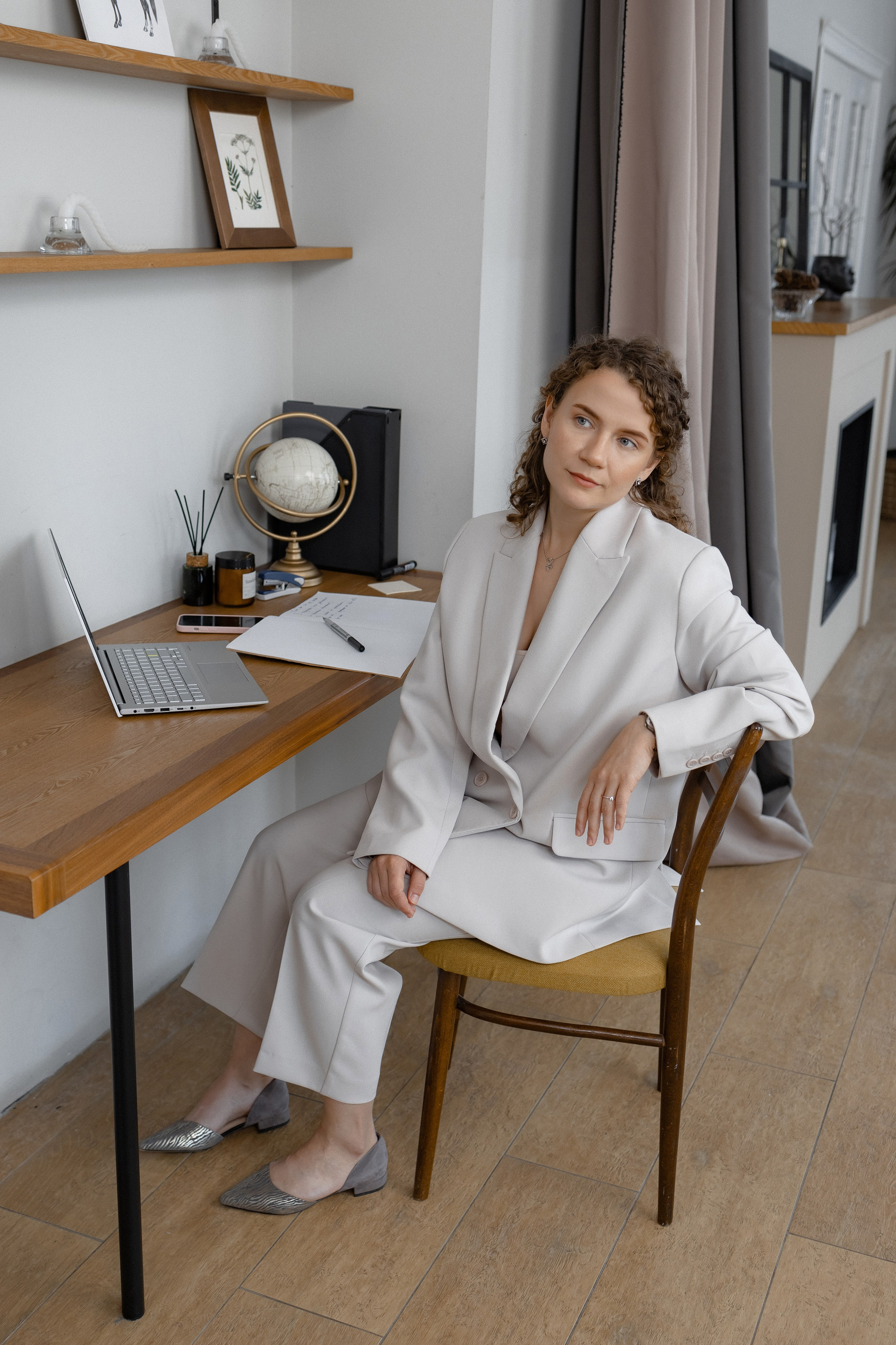 Индивидуальные. Фотограф Челябинск Эвелина Ганага, съемка для бизнеса и маркетплейсов