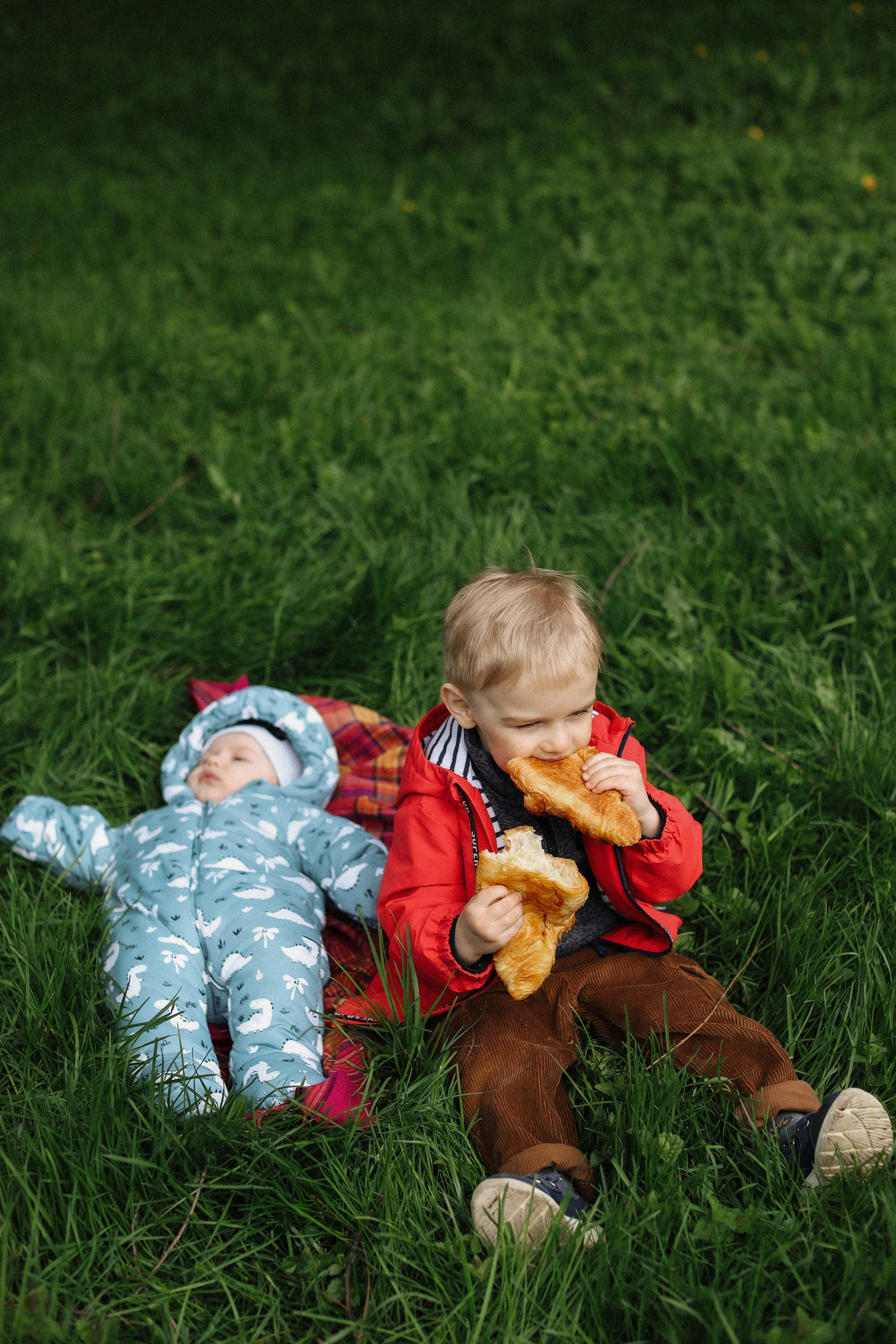 Прогулка мамы с сыновьями. Семейный и lovestory фотограф в Москве Светлана Коняхина
