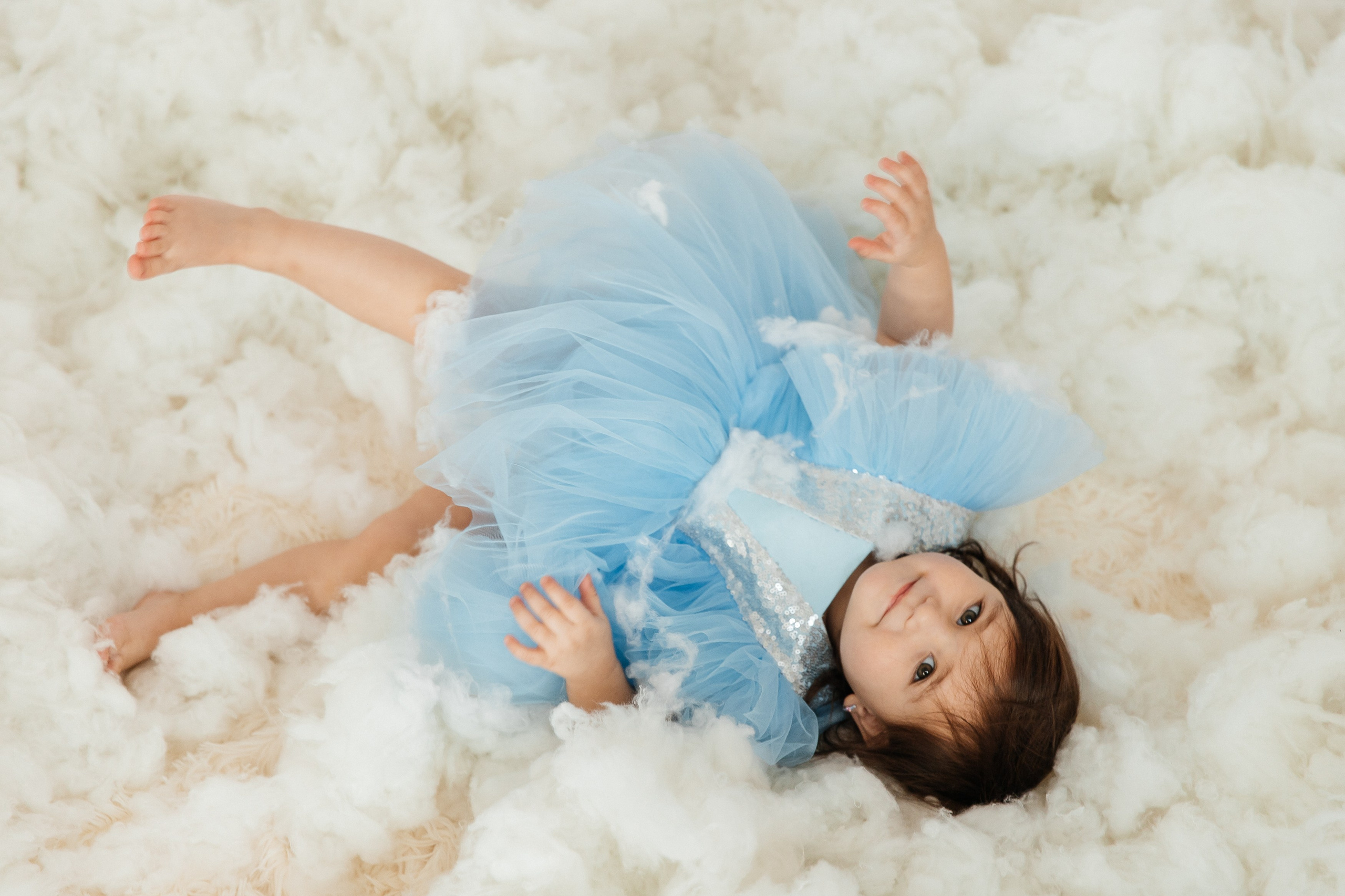 Маюша и Милаша в облаках. Воронистая Анастасия. Фотограф Якутия, Томпонский район