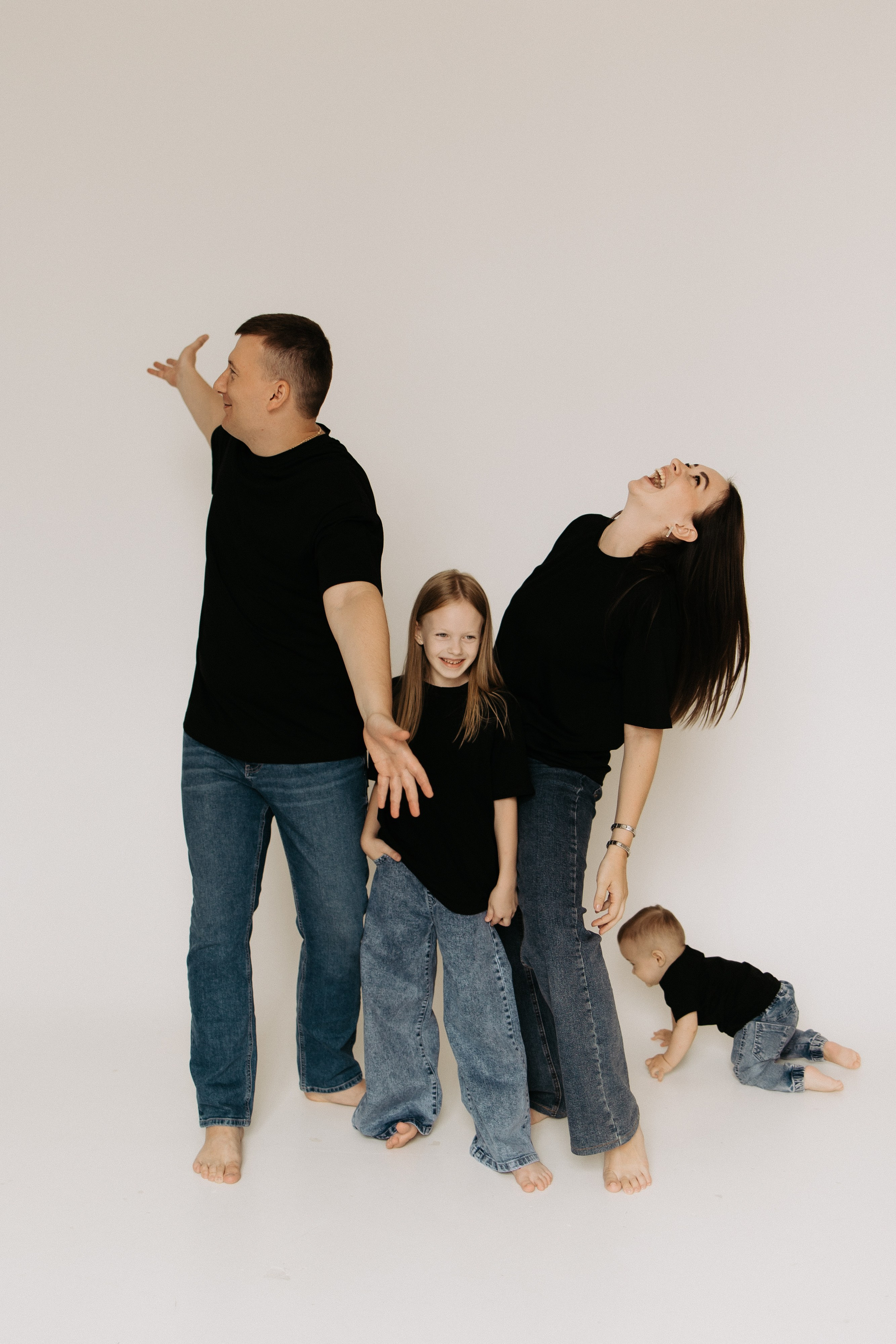 2 — минимализм. Семейный фотограф в Краснодаре Храмова Анна