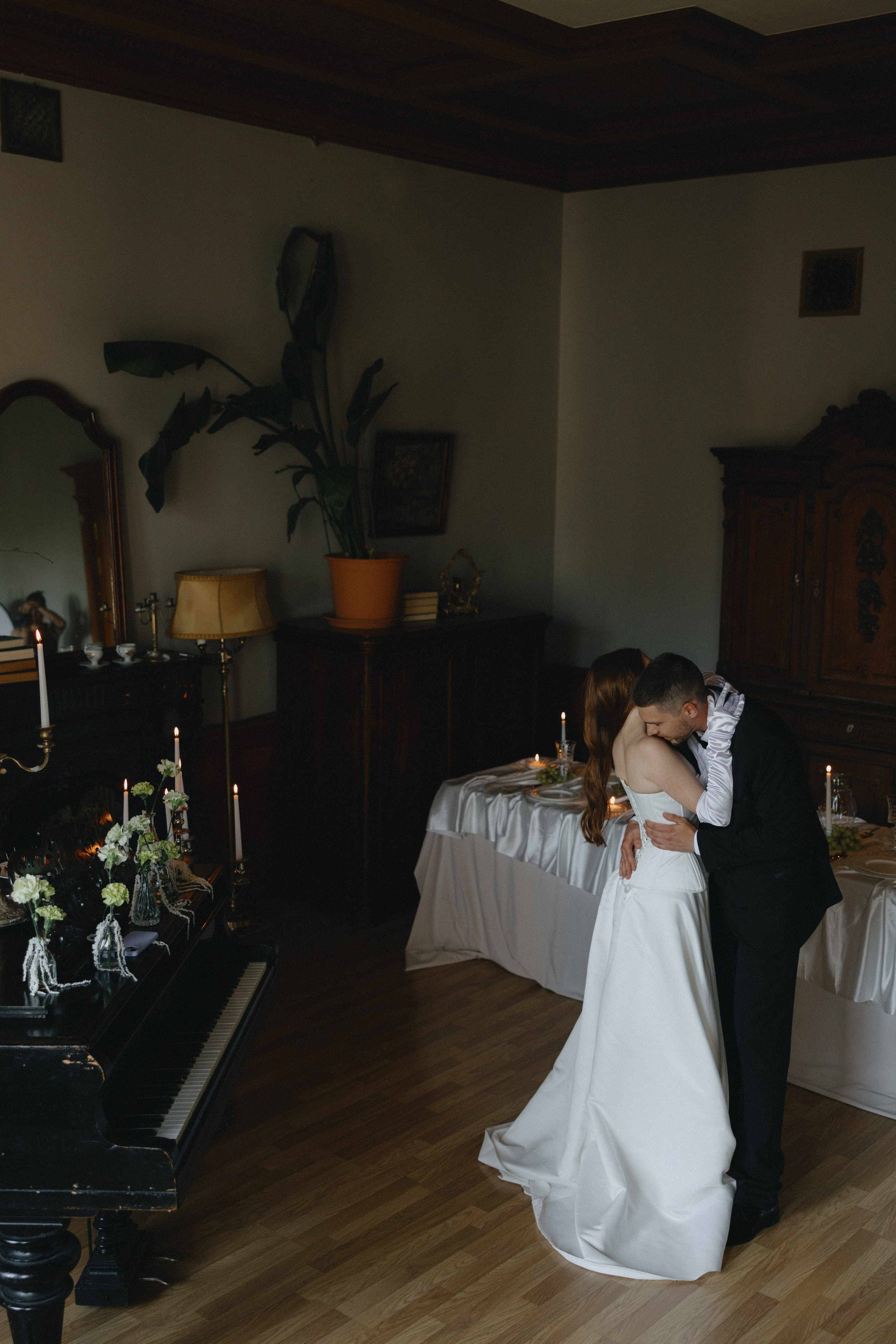 При свечах / 2025. Фотограф СПб