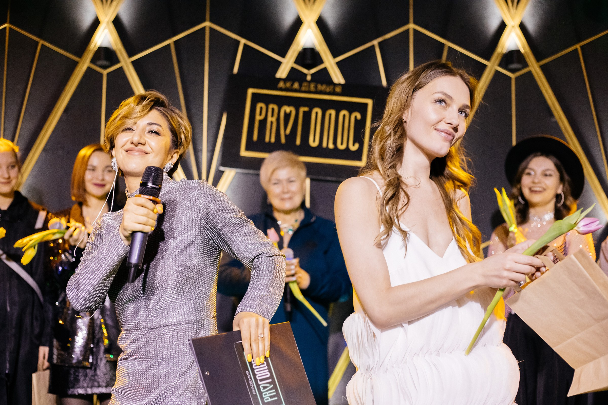 КАРАОКЕ БАР P'YANO. Репортажный и портретный фотограф в Екатеринбурге Гизатуллин Марат