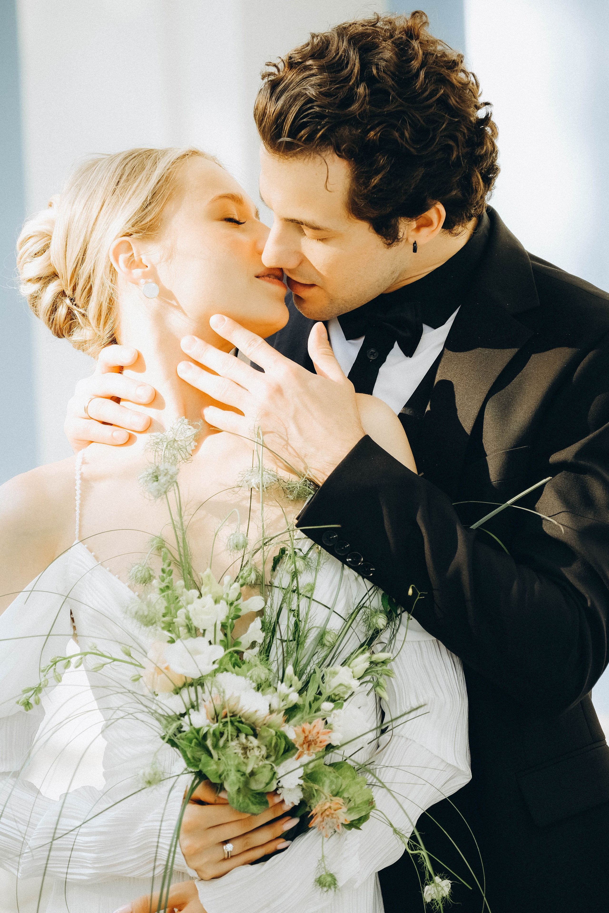 СВАДЕБНАЯ СЬЕМКА В ПАРКЕ ОРАНИЕНБАУМ. Профессиональный фотограф, Санкт-Петербург — Виктория Богомолова