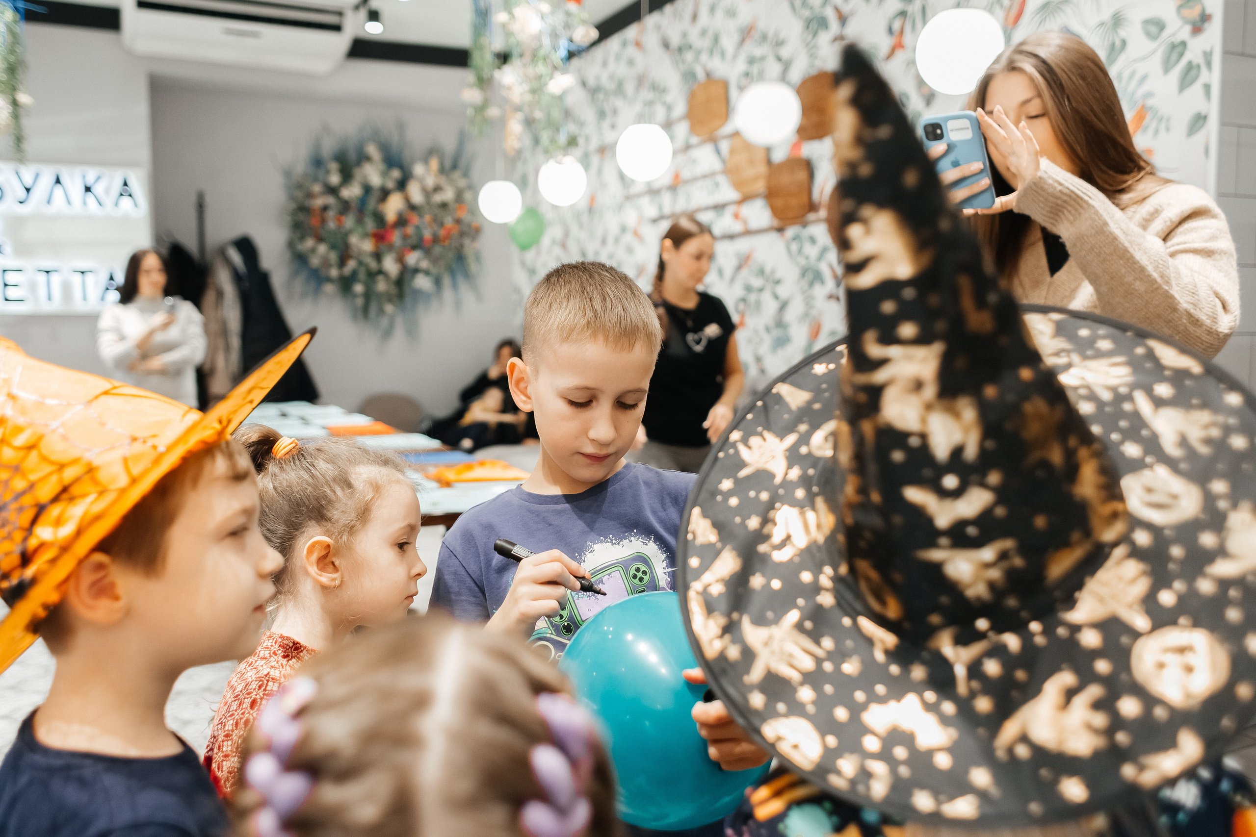 Детский мастер-класс в «Кофебулка». Фотограф Кемерово | Сергей
