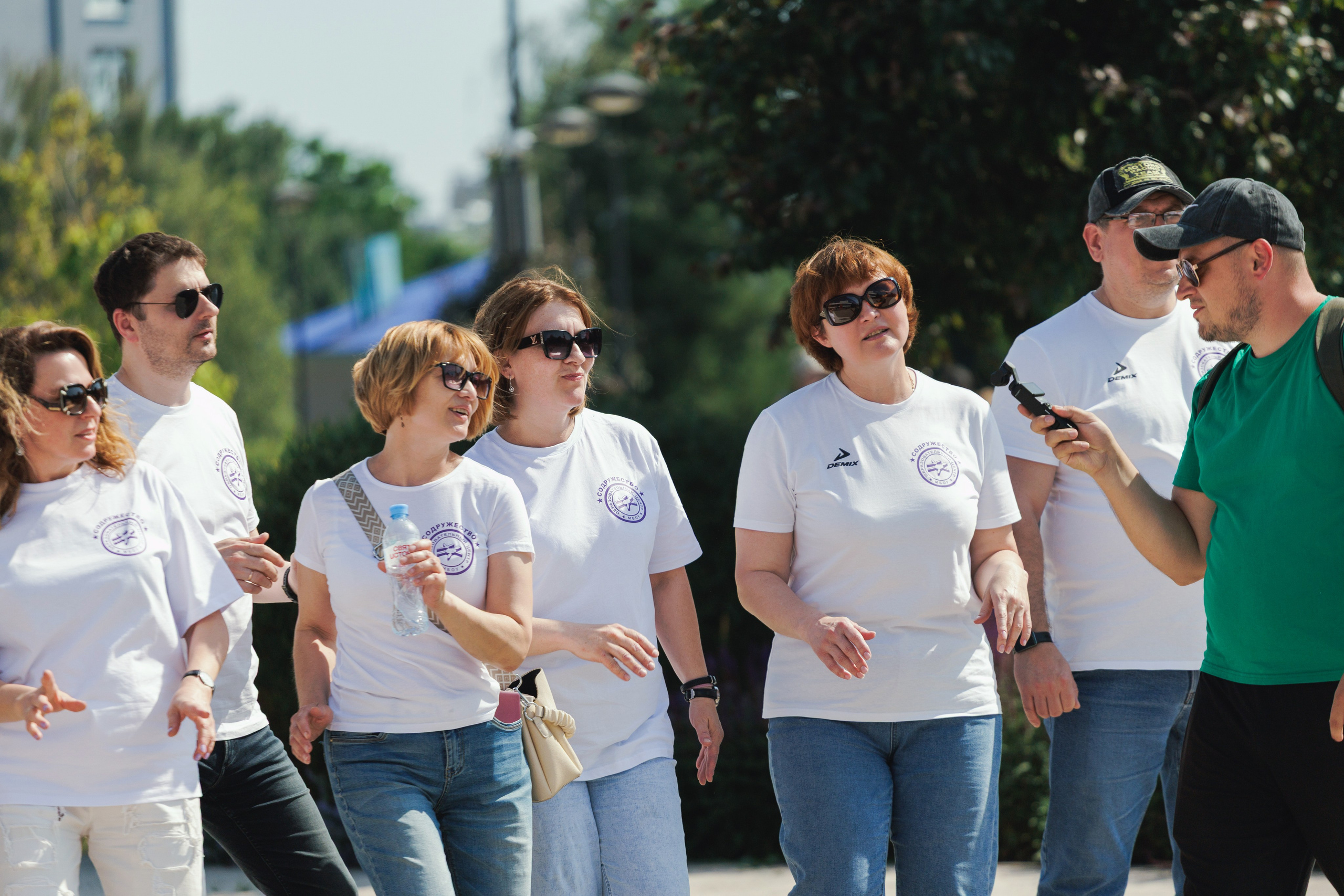 Репортажные фото съёмки клипа от родителей выпускникам. Свадебный фотограф в Воронеже Александр Работкин