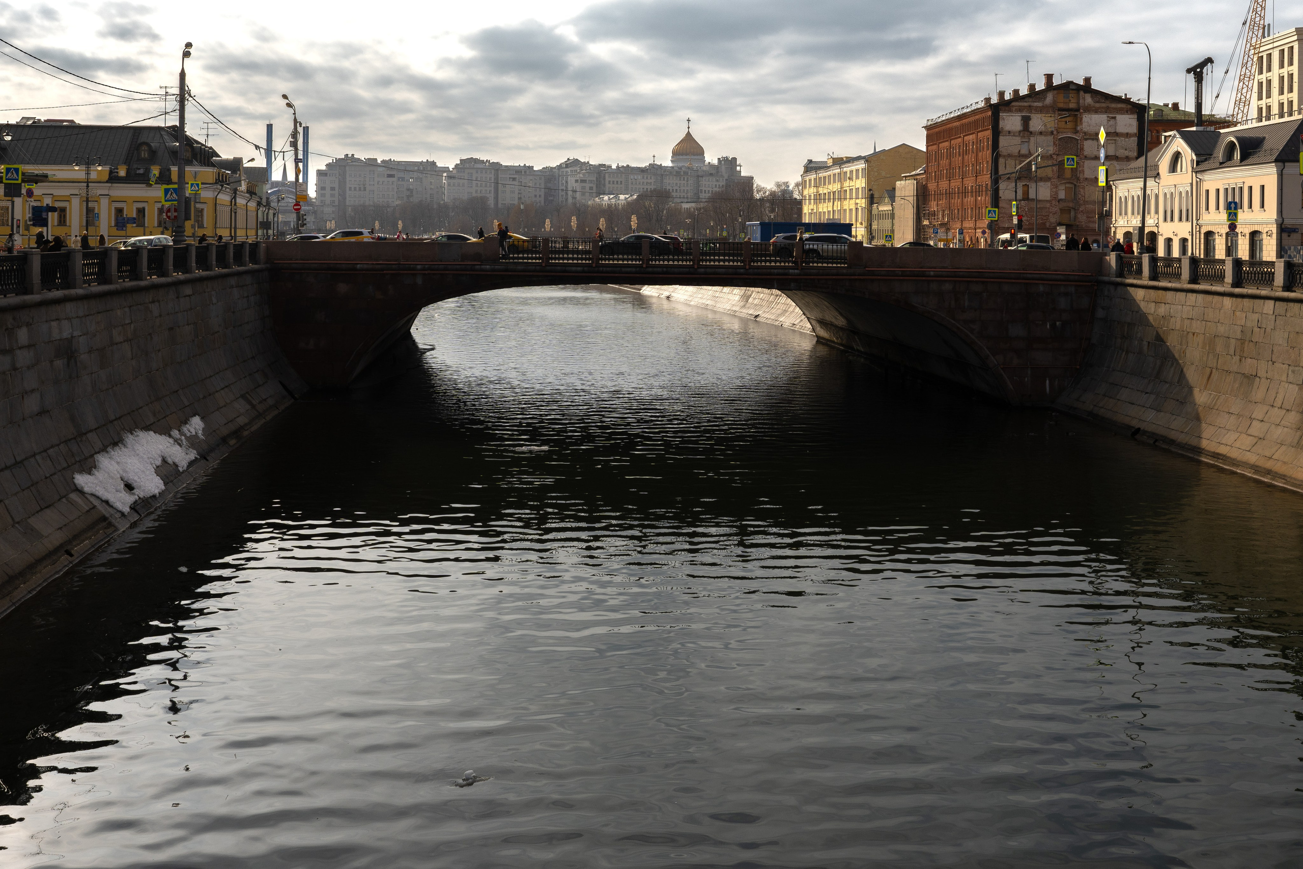 МОСКВА. ПОБУДЬ ЗДЕСЬ И ЦЕЛЕЕ БУДЕТ ЭТОТ МИР