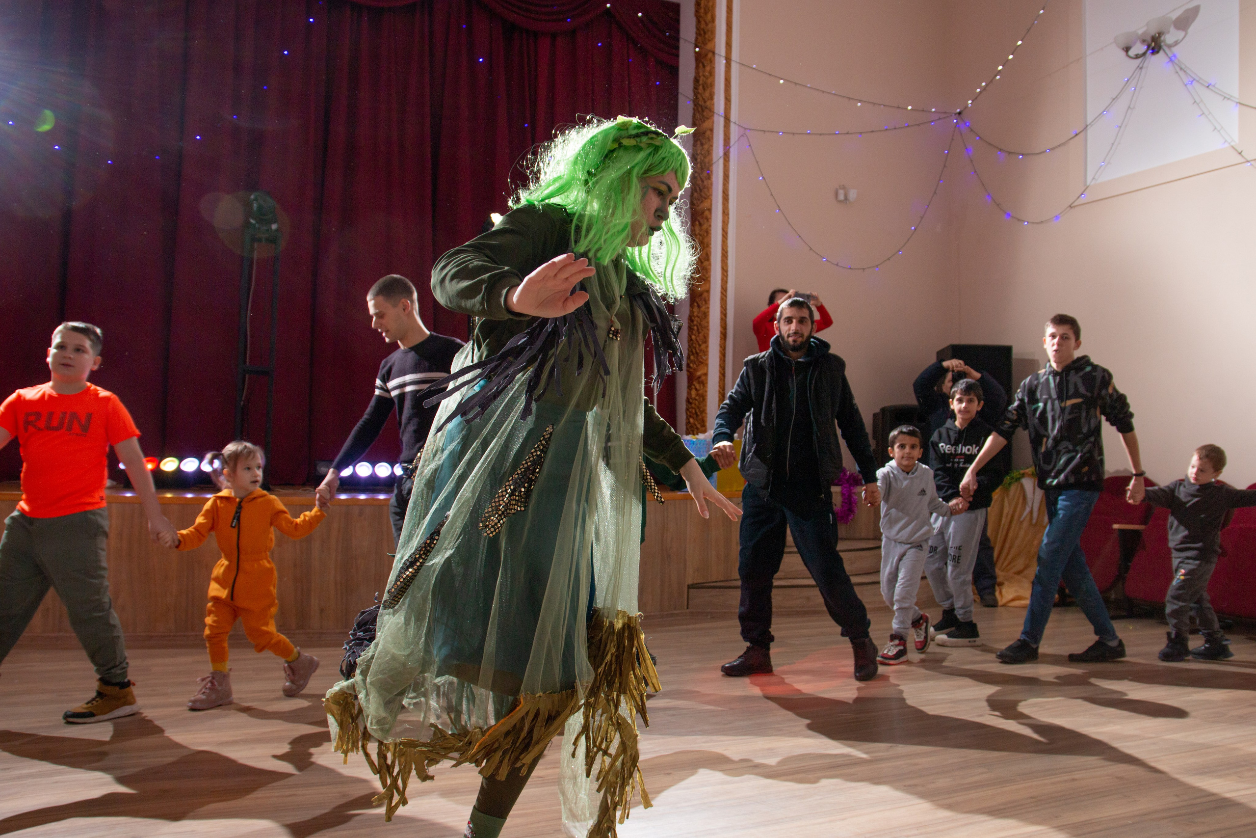 Новогодний утренник ДК Строитель 25.12.2023 г. г. Новоалександровск. Главная