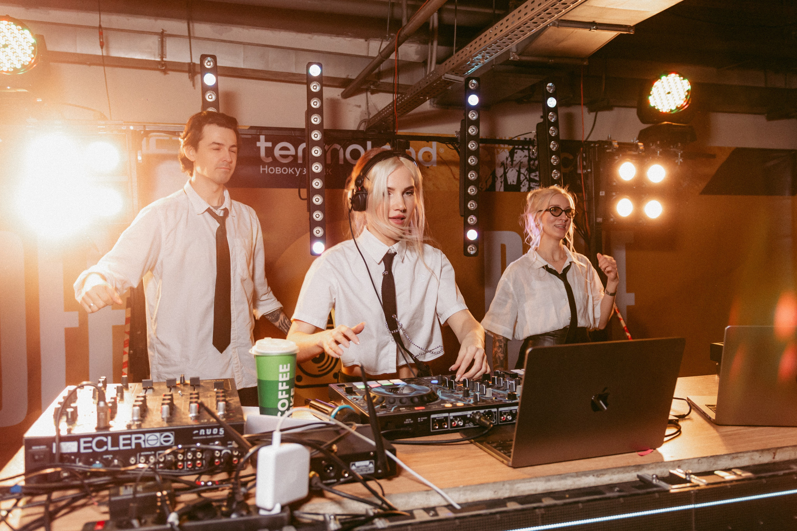 Кофе Рейв в ТРЦ «ПЛАНЕТА»