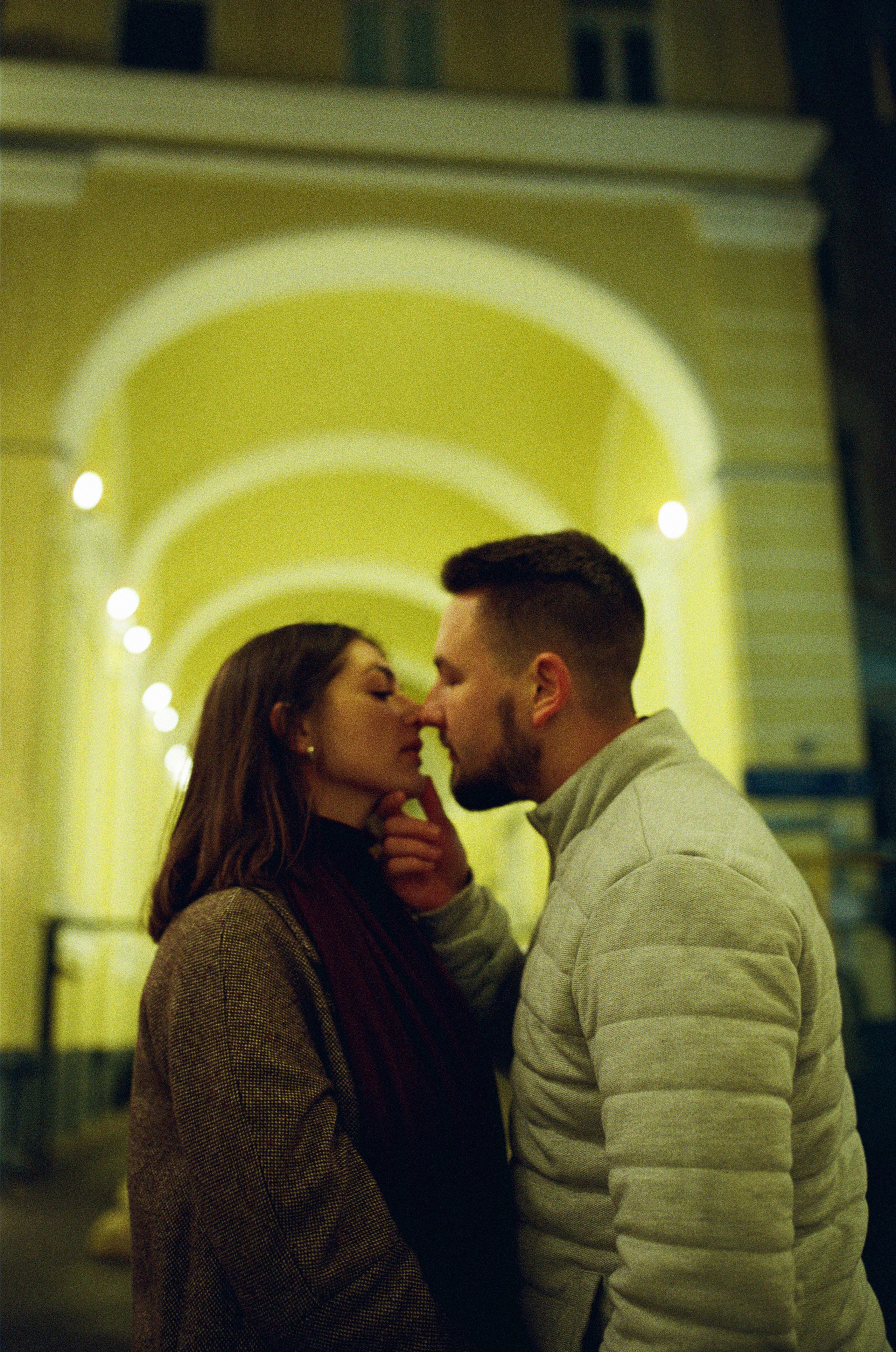 Вероника и Василий. В уютных переулках Москвы. Цифра и плёнка. Настя Оленченко, портретный/семейный фотограф на цифру и плёнку Москва