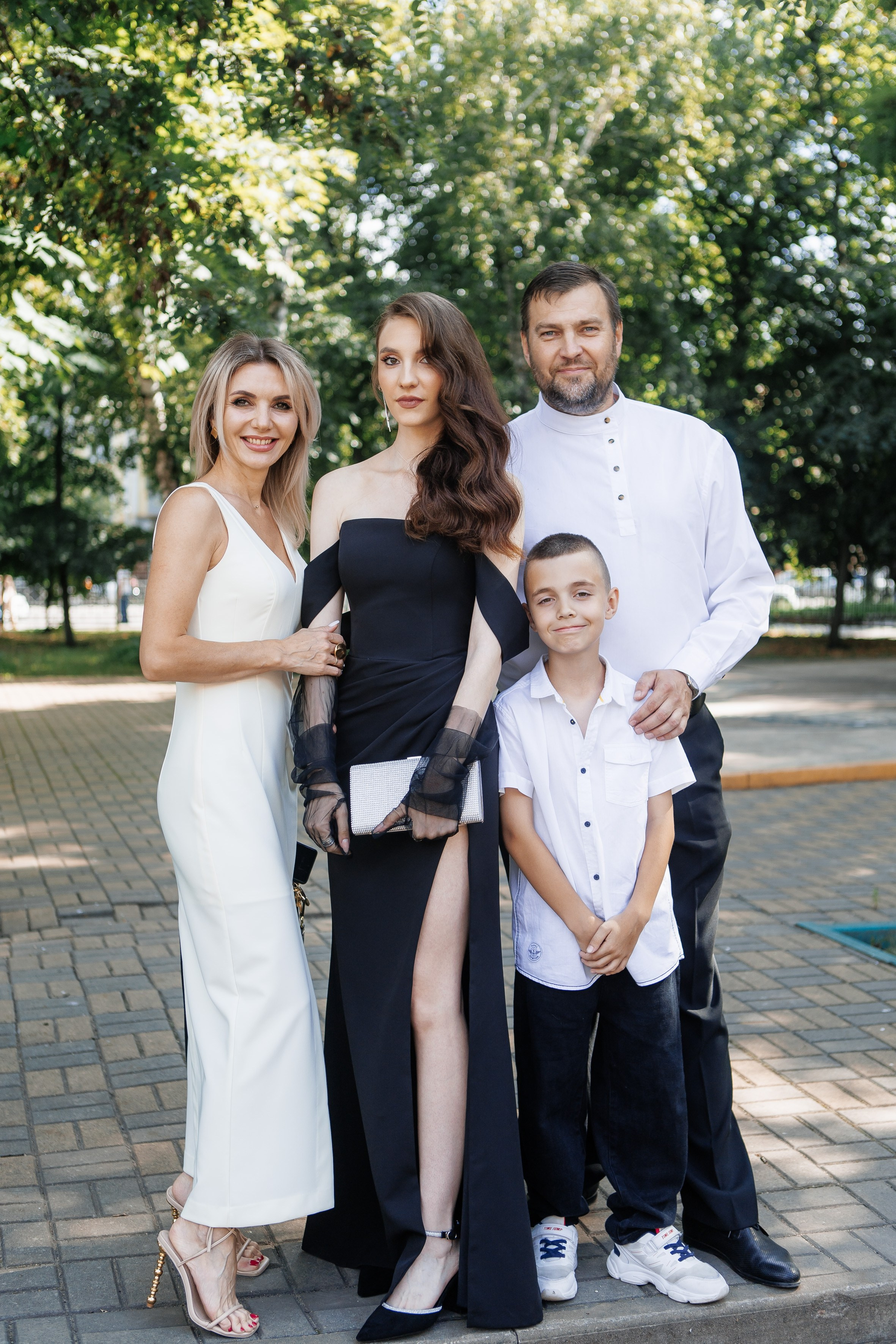 Выпускной Гимназия 12 2024 г. Свадебный и портретный Фотограф в Липецке Дмитрий Котюков