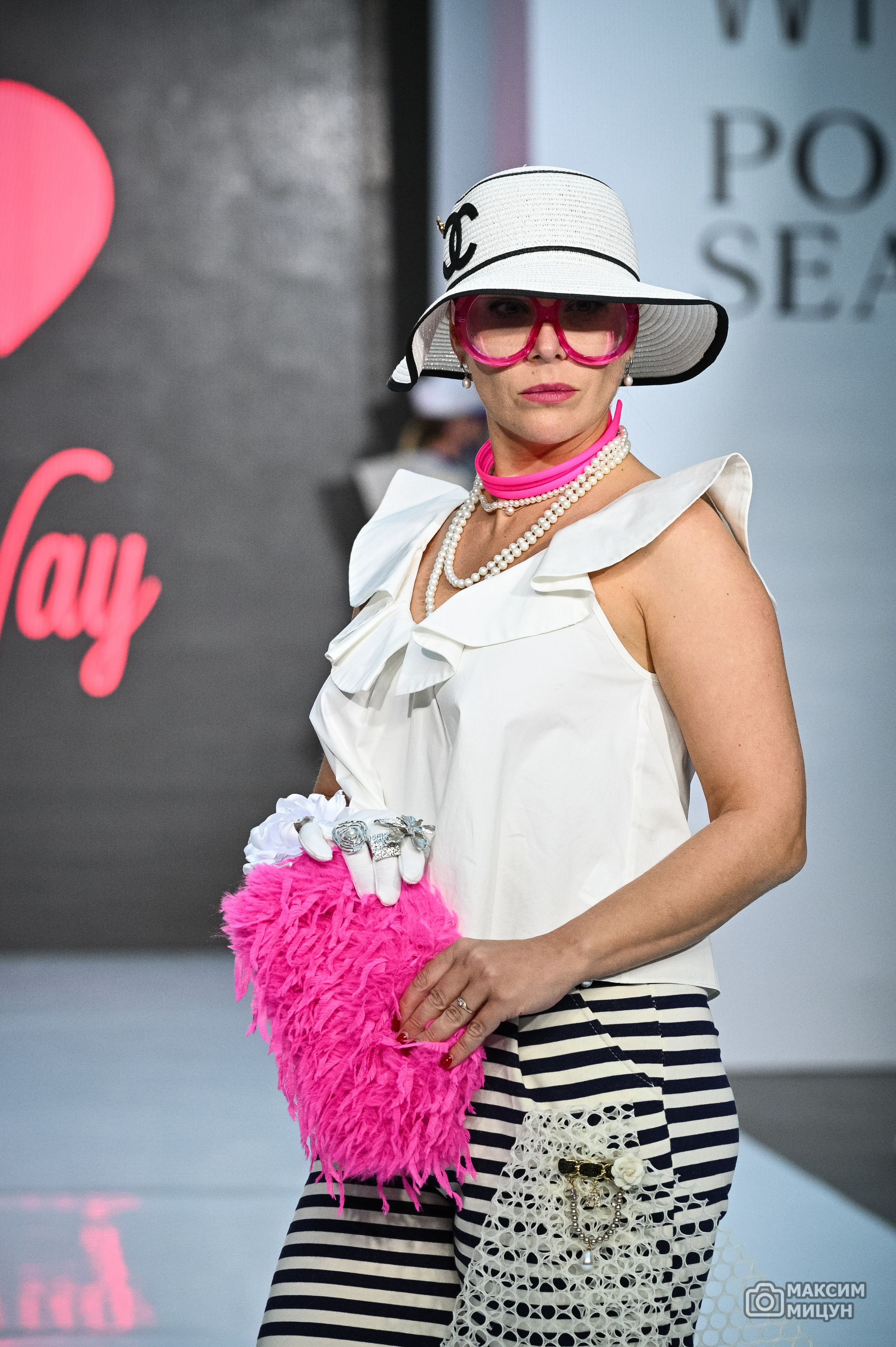 Модные показы. Фотограф Максим Мицун. Портрет, свадьба, репортаж, каталог