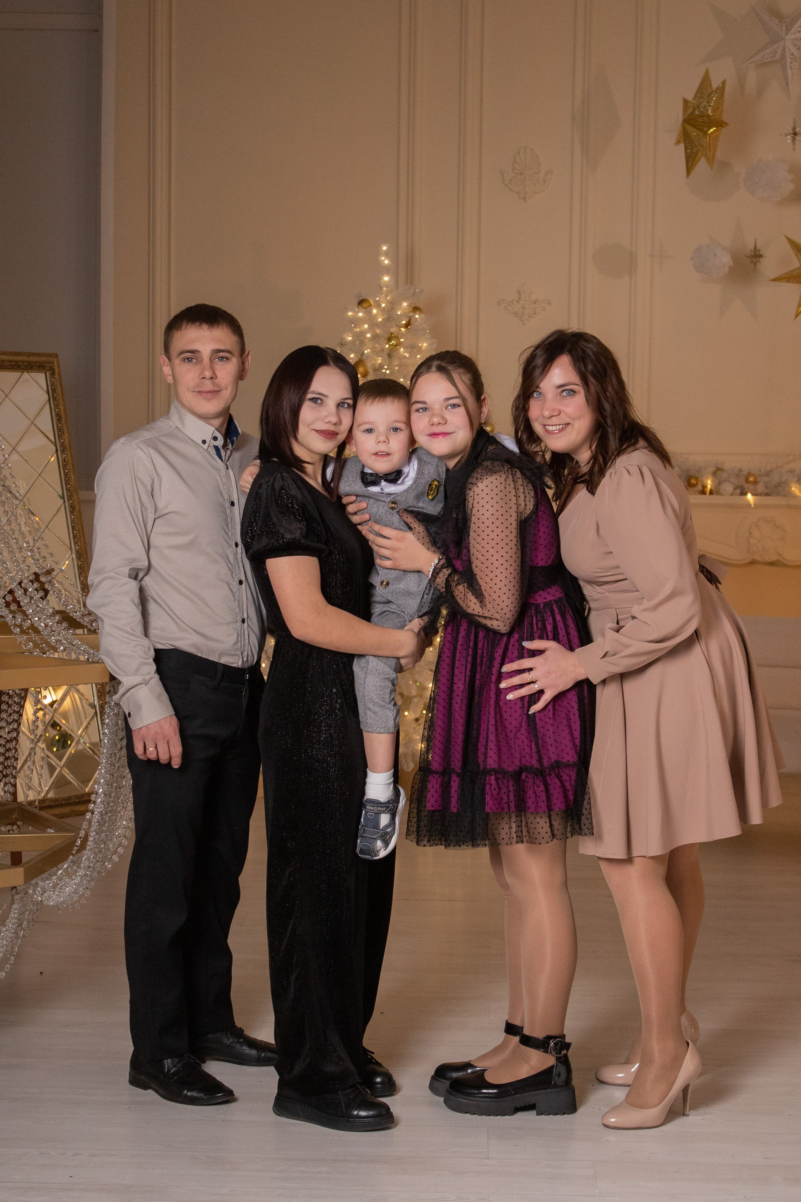 Новый год 2025. Семейный фотограф в Саратове Элоиза Ляпина