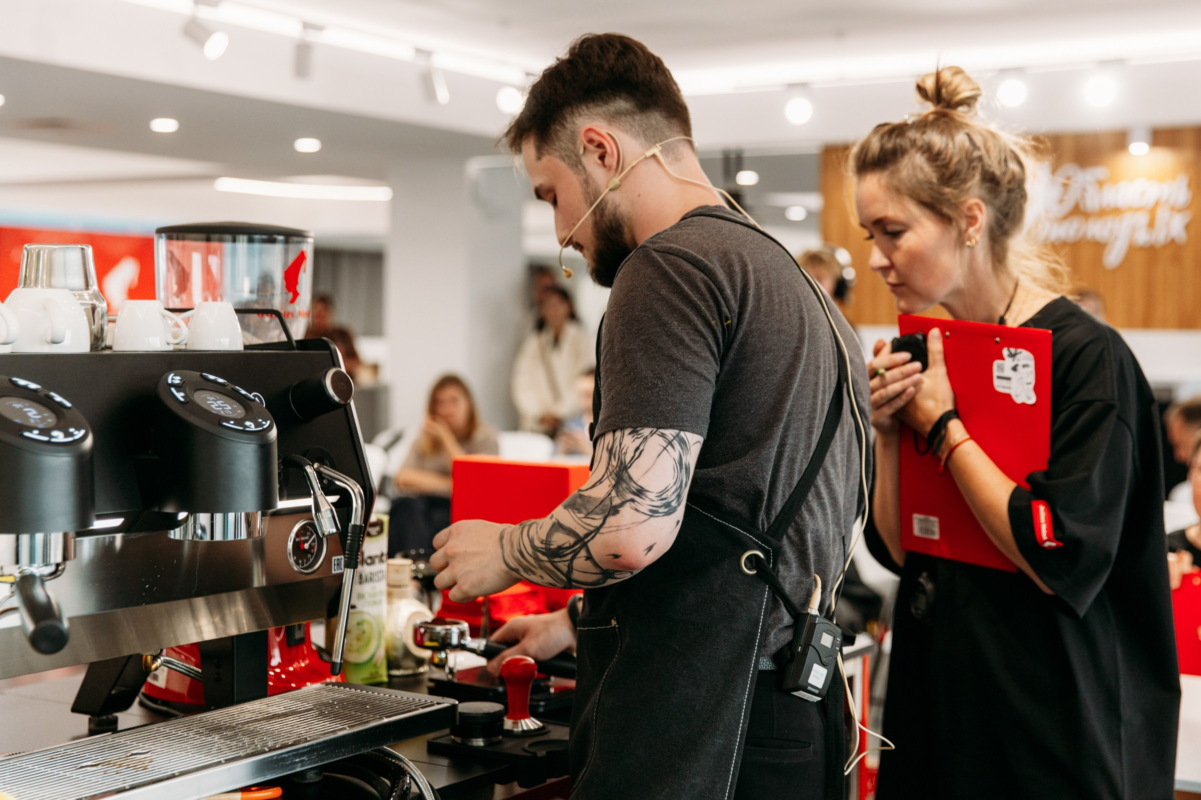 Чемпионат для бариста от Julius Meinl 2025. Фотограф в Иркутске Евгения Айвазова