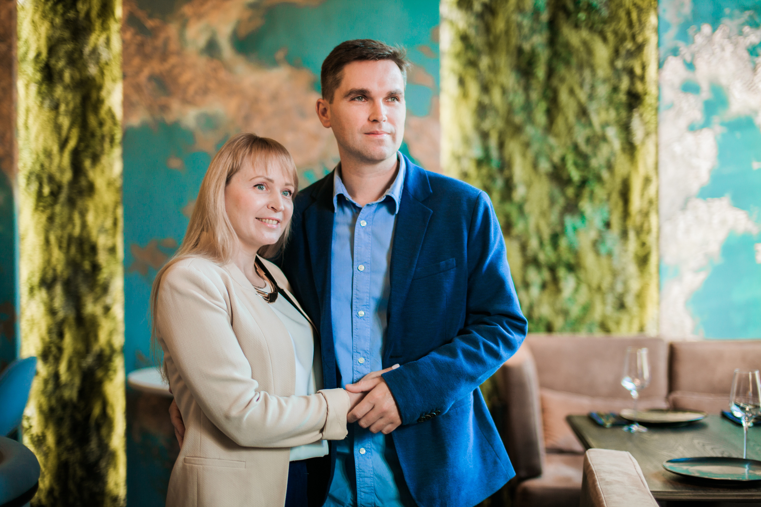 Друзья. День Рождение в Ресторане. Фотограф на крещение и венчание в Нижнем Новгороде.Свадебный Фотограф