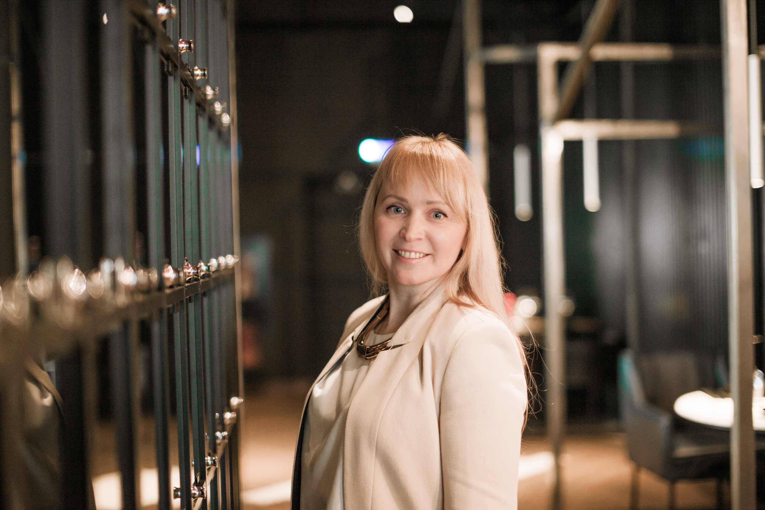 Друзья. День Рождение в Ресторане. Фотограф на крещение и венчание в Нижнем Новгороде.Свадебный Фотограф