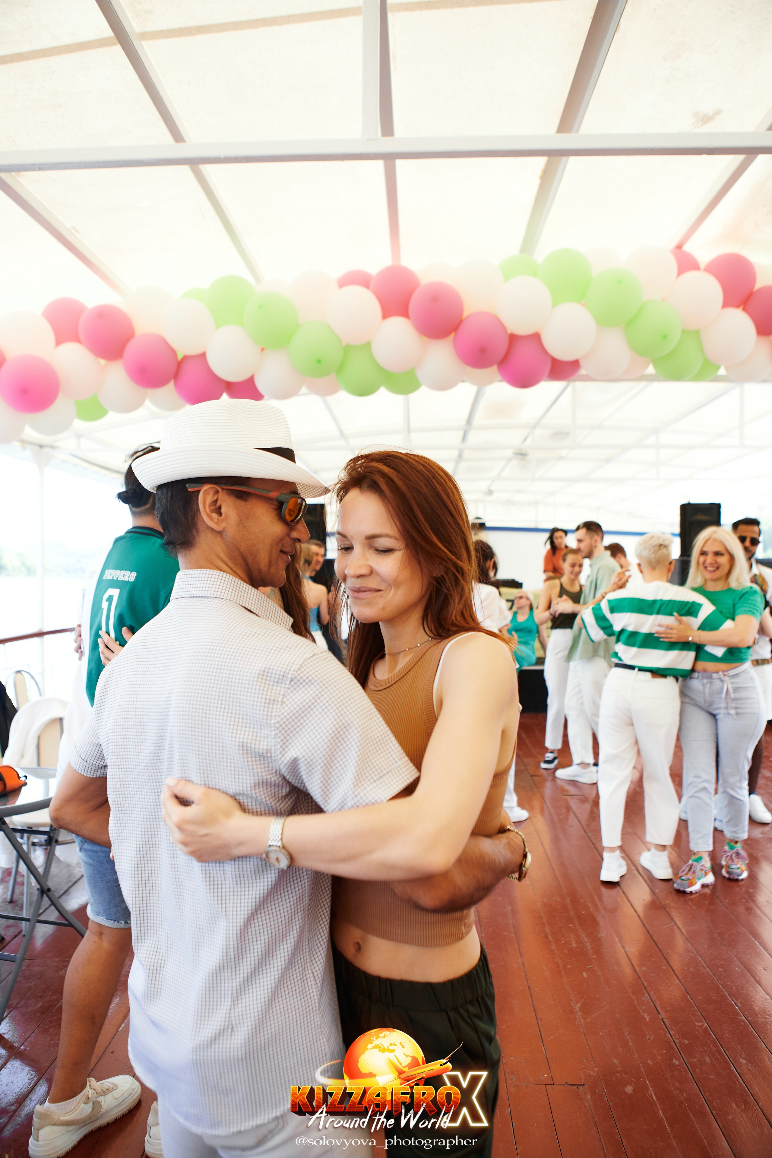 Boat party. Свадебный фотограф