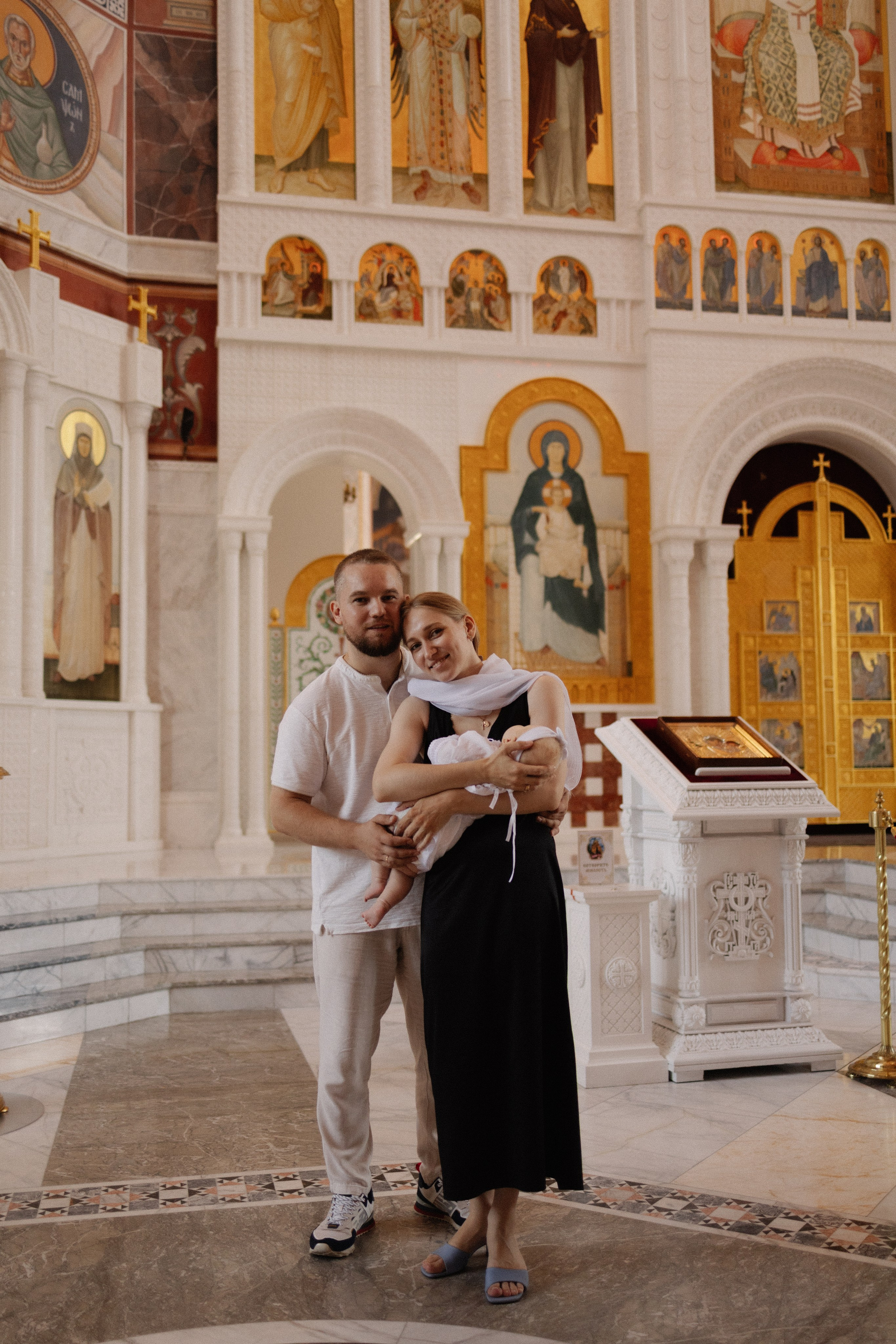 Собор Александра Невского (Волгоград, Центральный район). Свадебный и семейный фотограф в Волгограде Наталья Алексеева