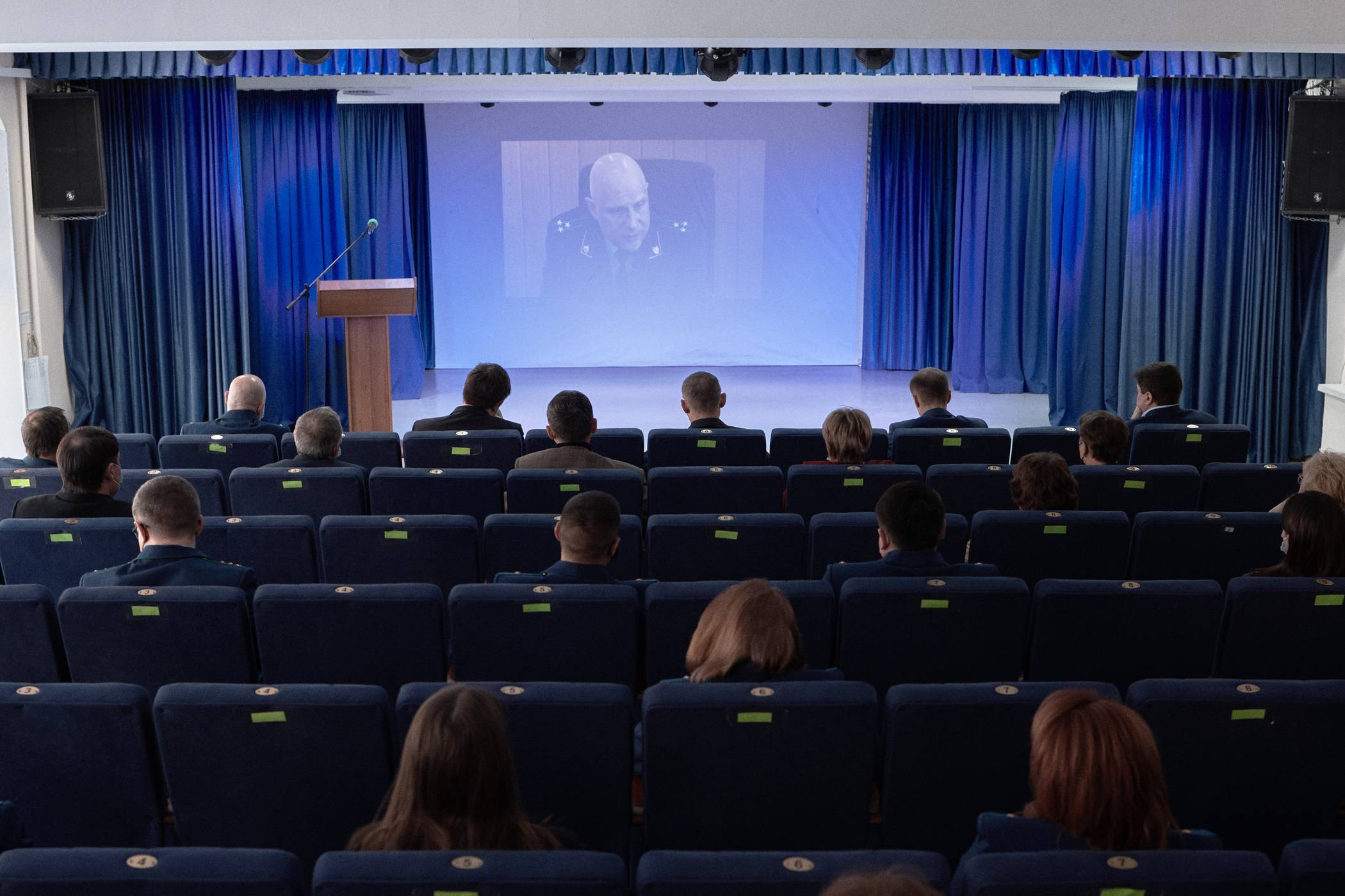 Труд. Денис Паунин — Фотографии
